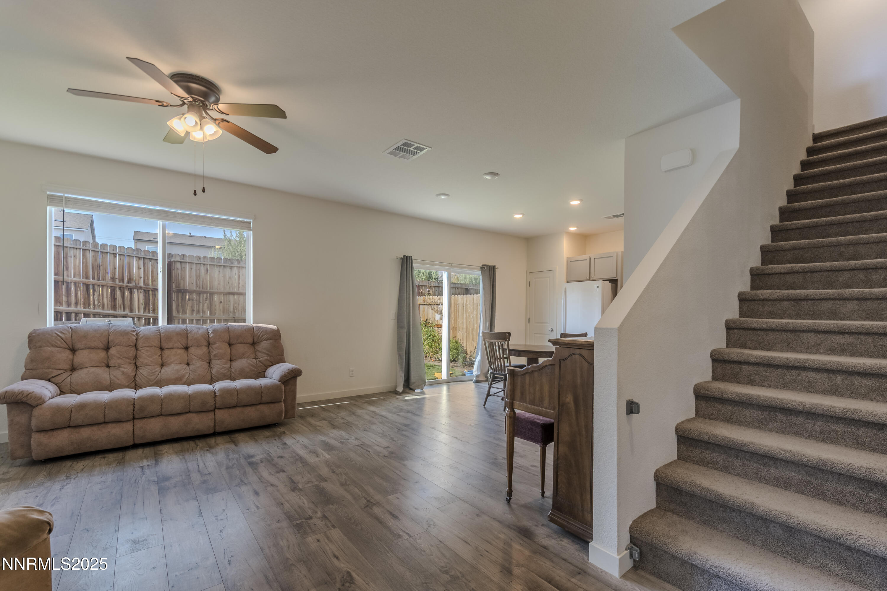 8796 Scenic Sky Drive