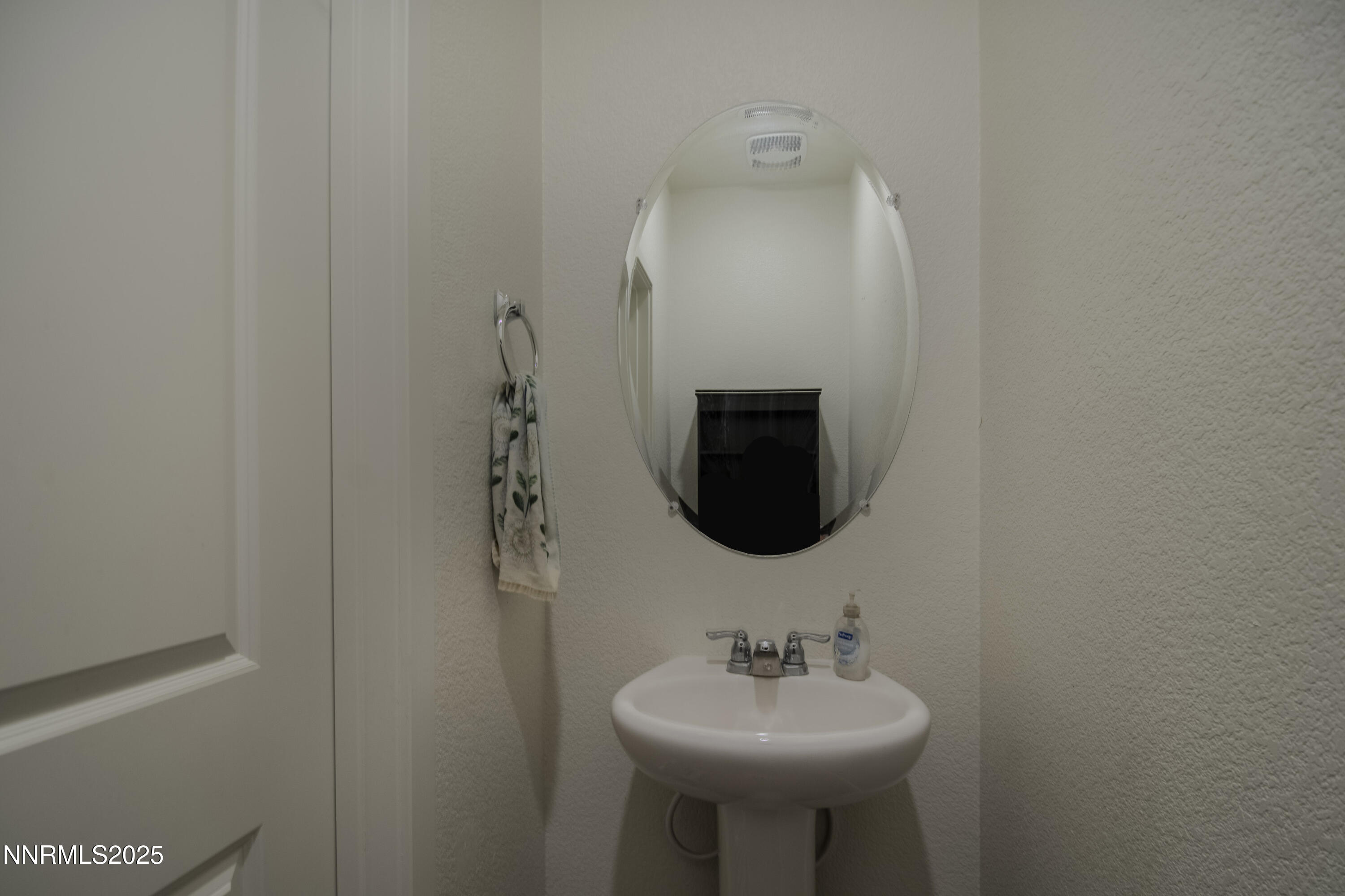 8796 Scenic Sky Drive