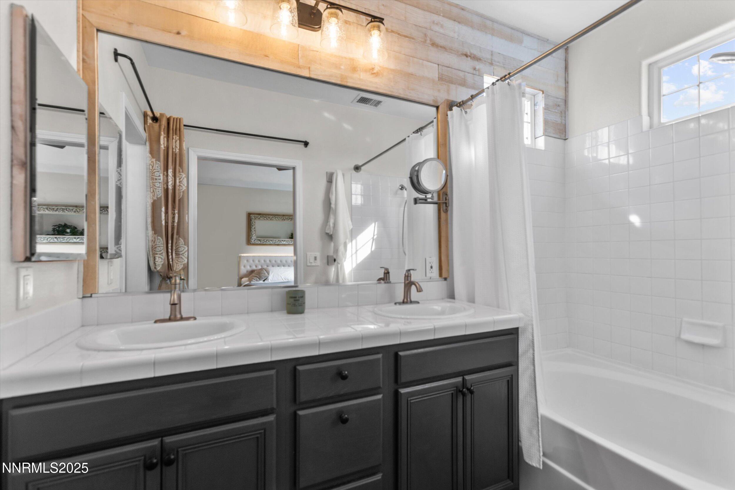 5455 E Brookdale Drive