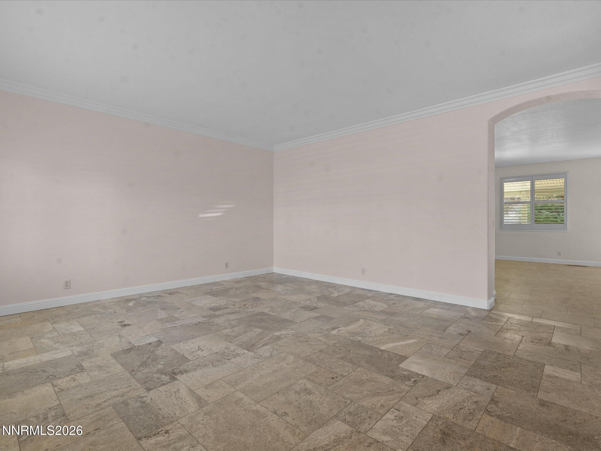 5860 E Hidden Valley Drive