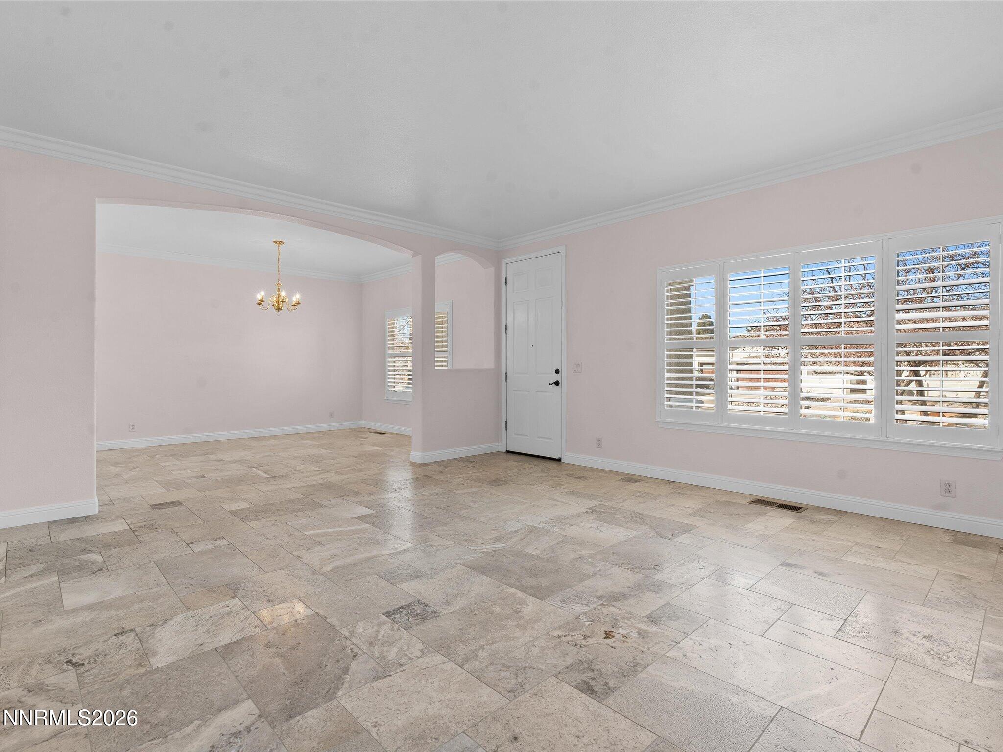 5860 E Hidden Valley Drive