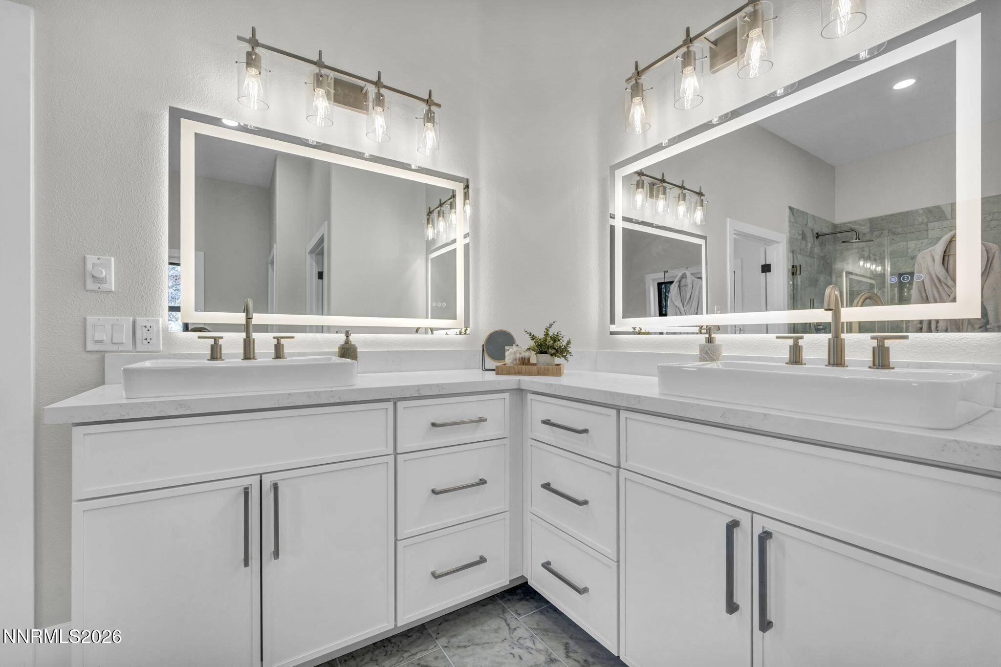 1742 Spyglass Circle