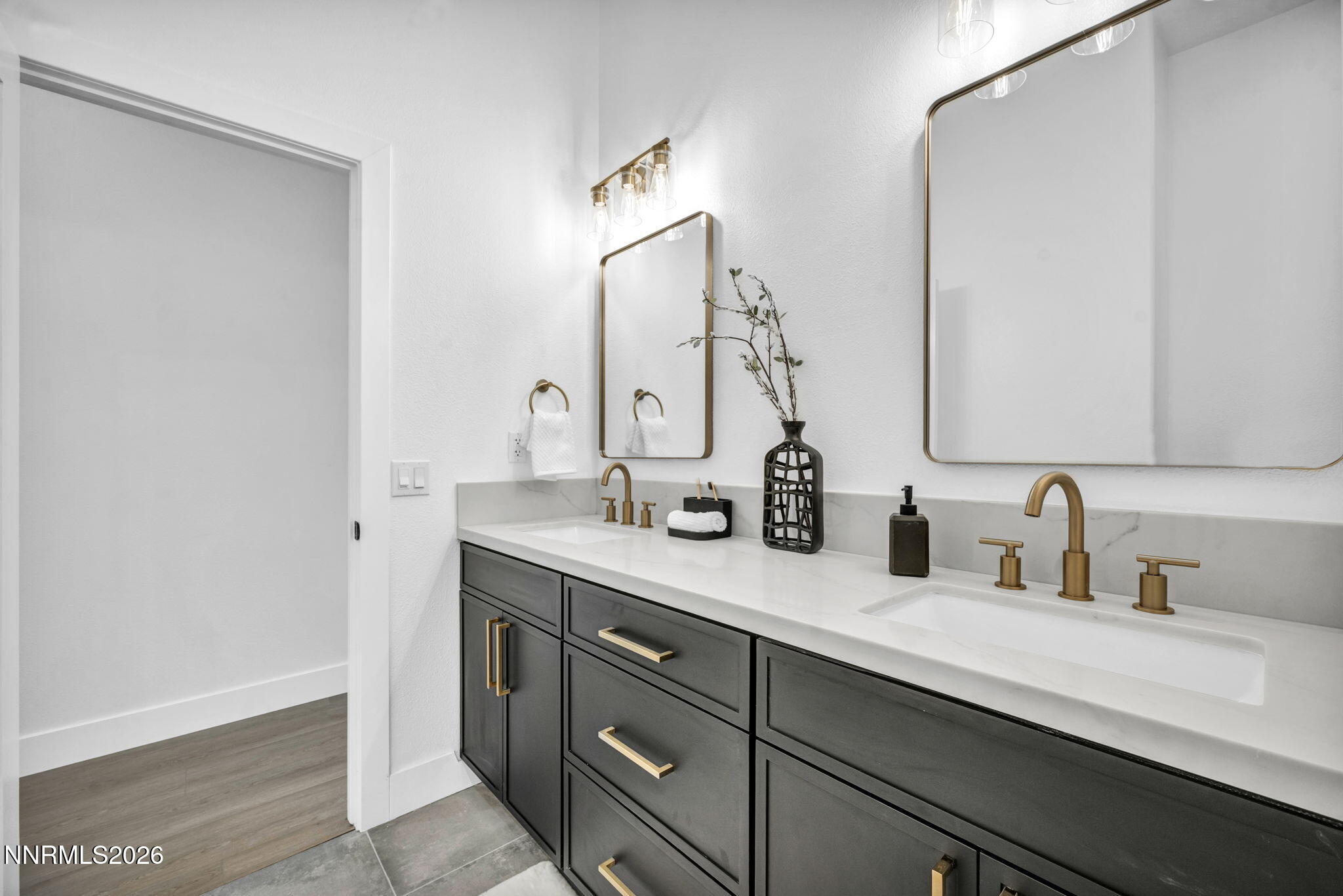 1742 Spyglass Circle