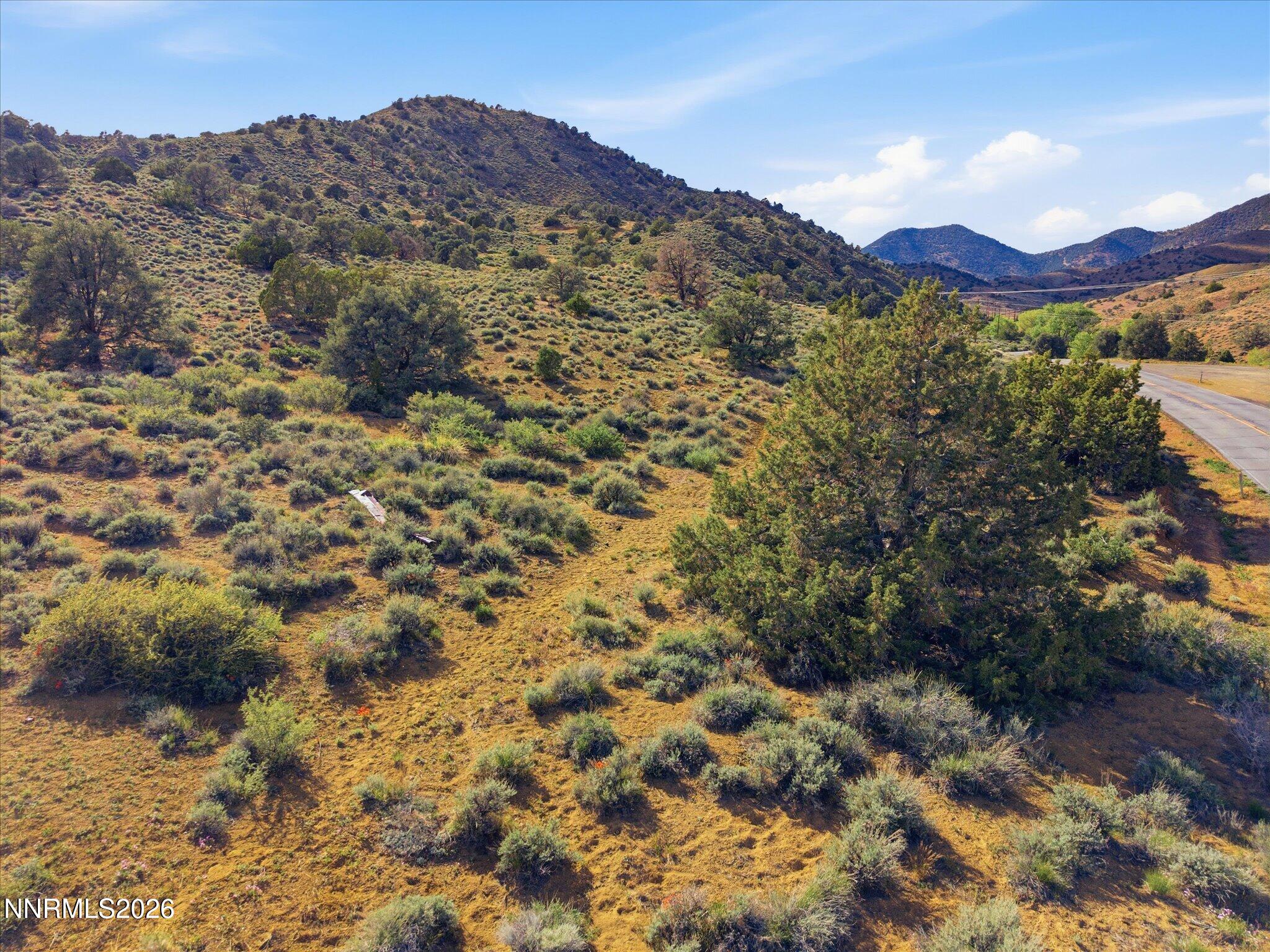 PCL 4-B OUTSIDE six mile canyon 004-321-44