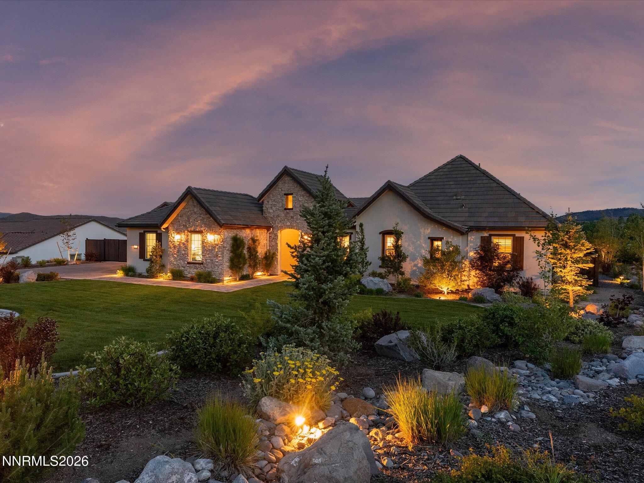 5444 Salmon River Court
