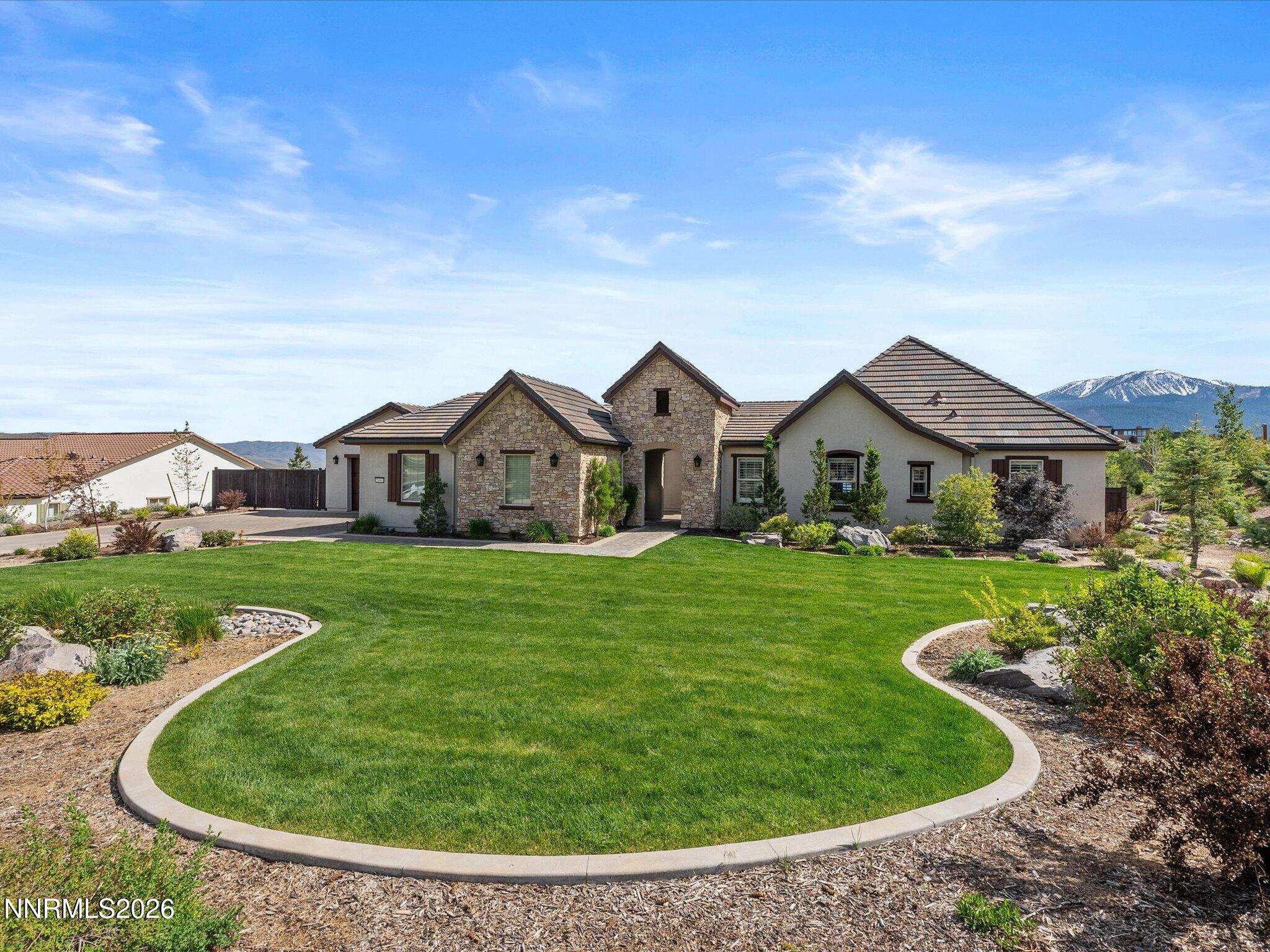5444 Salmon River Court