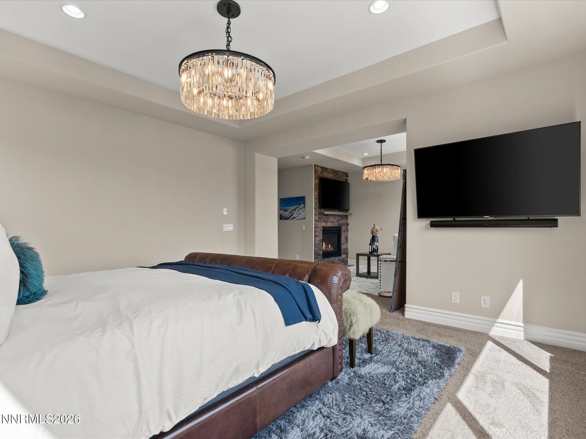 5444 Salmon River Court