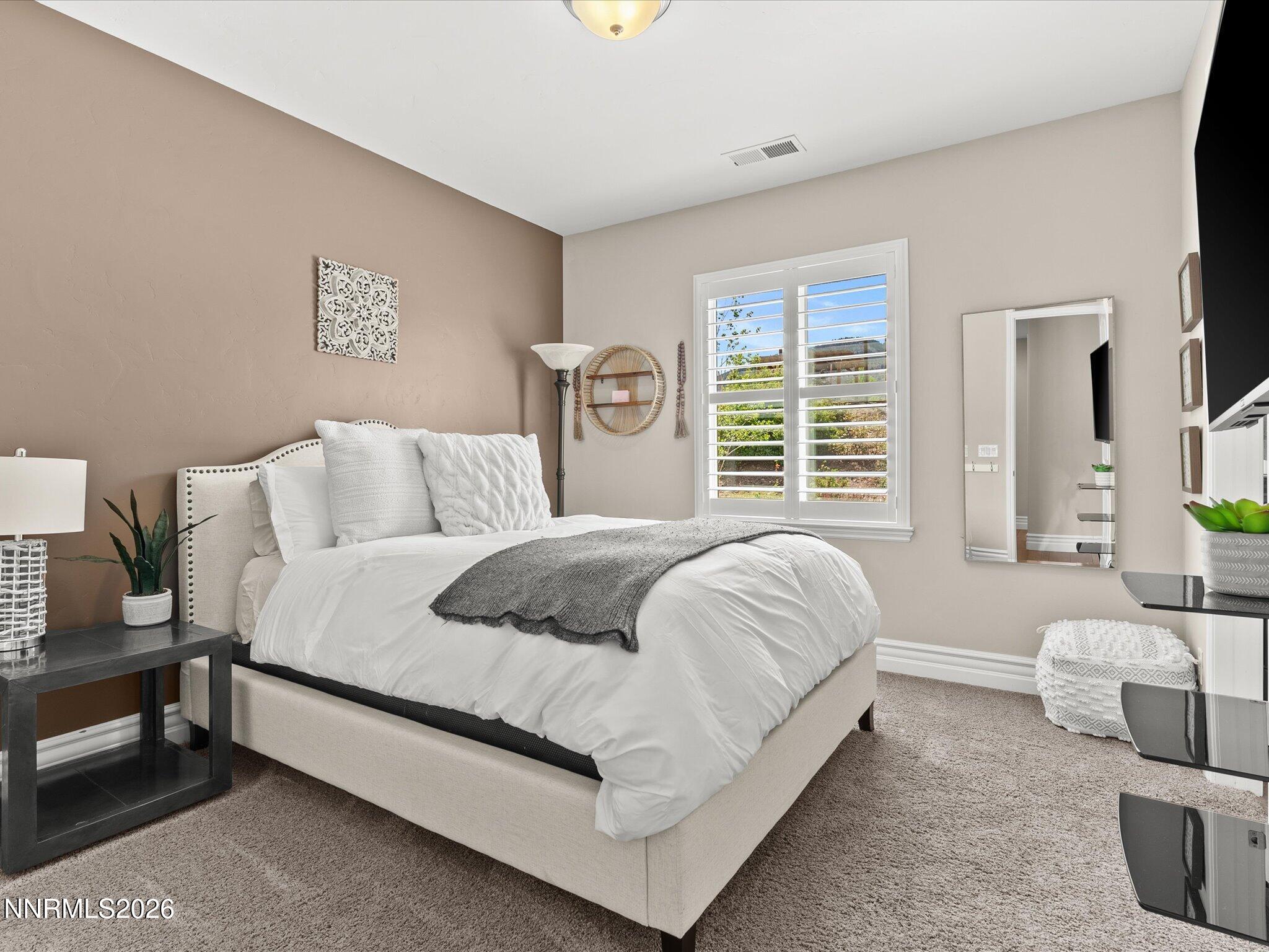 5444 Salmon River Court