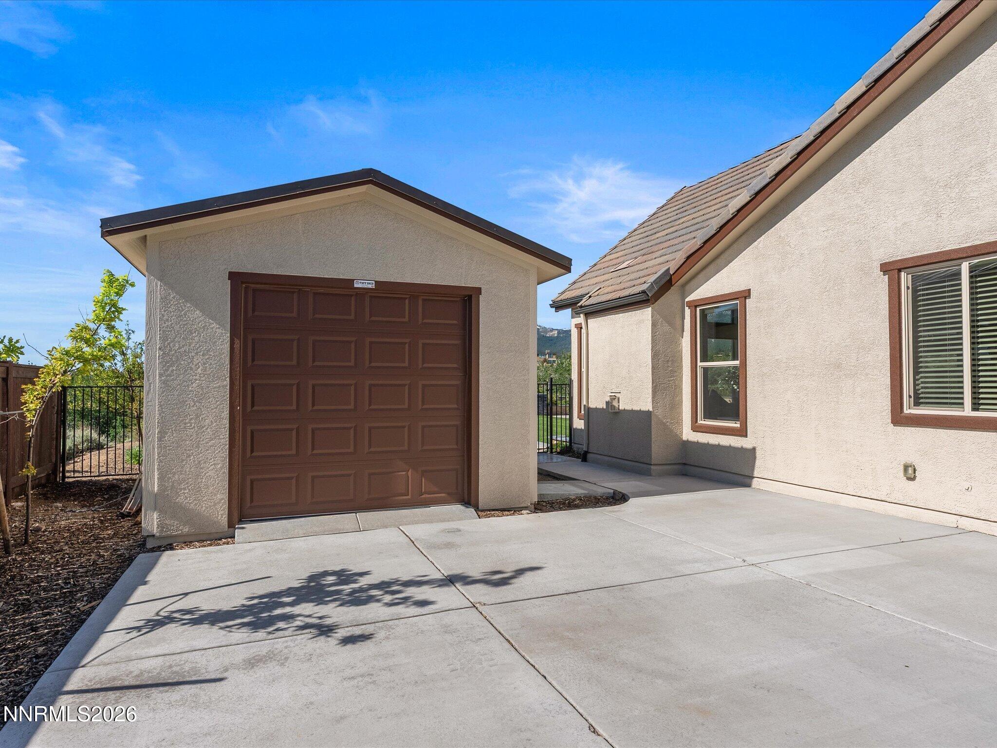 5444 Salmon River Court