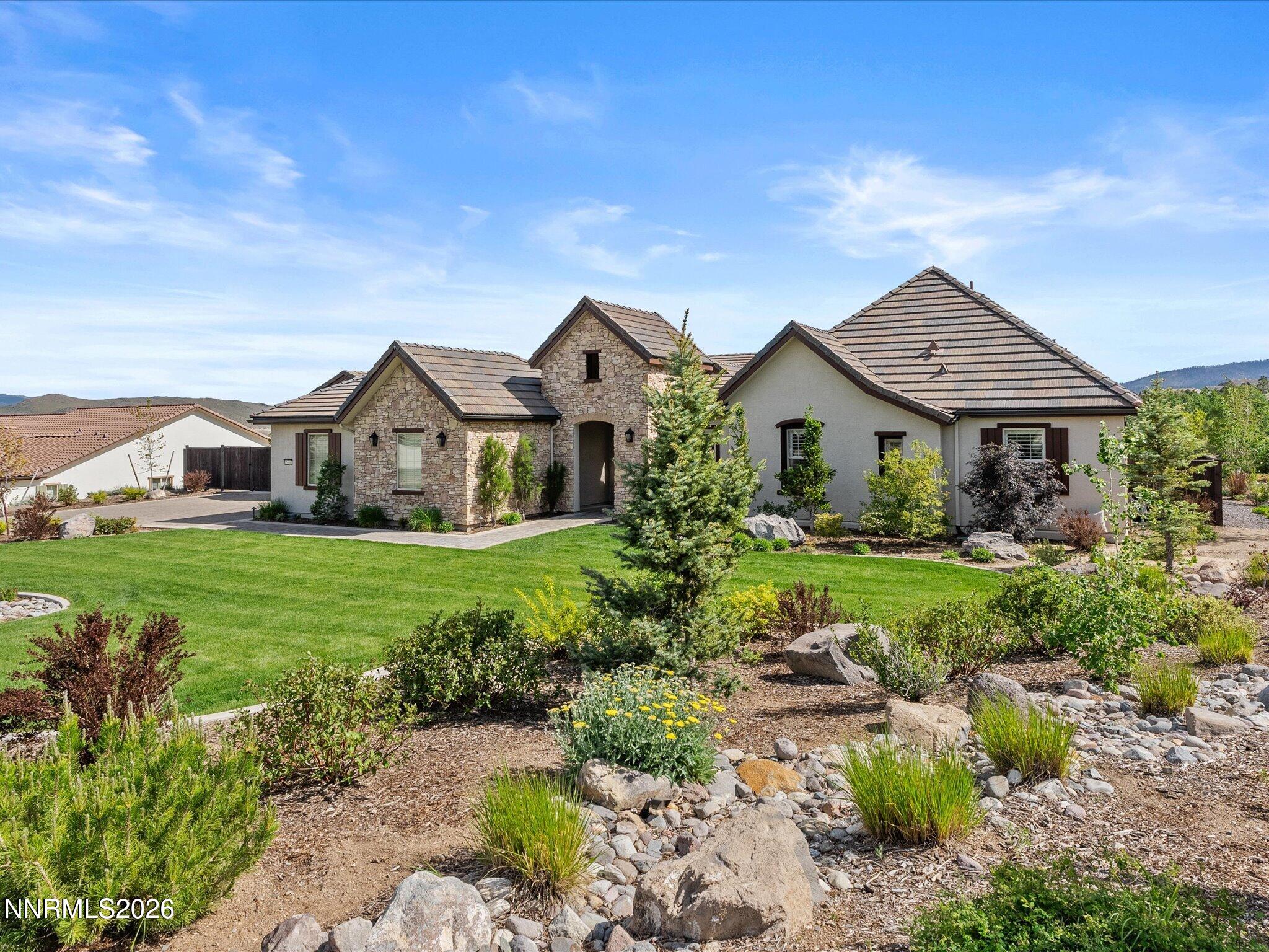 5444 Salmon River Court