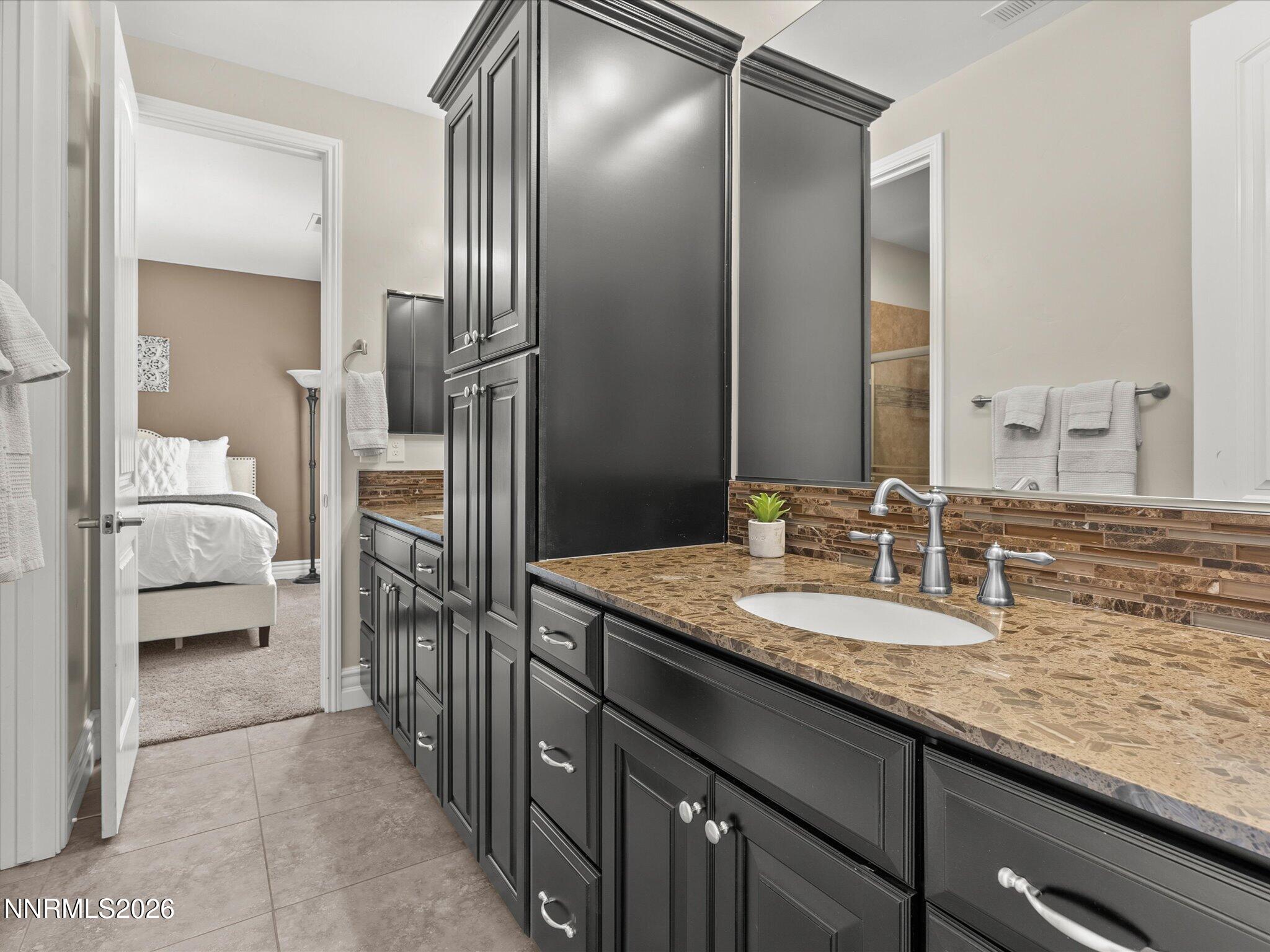 5444 Salmon River Court