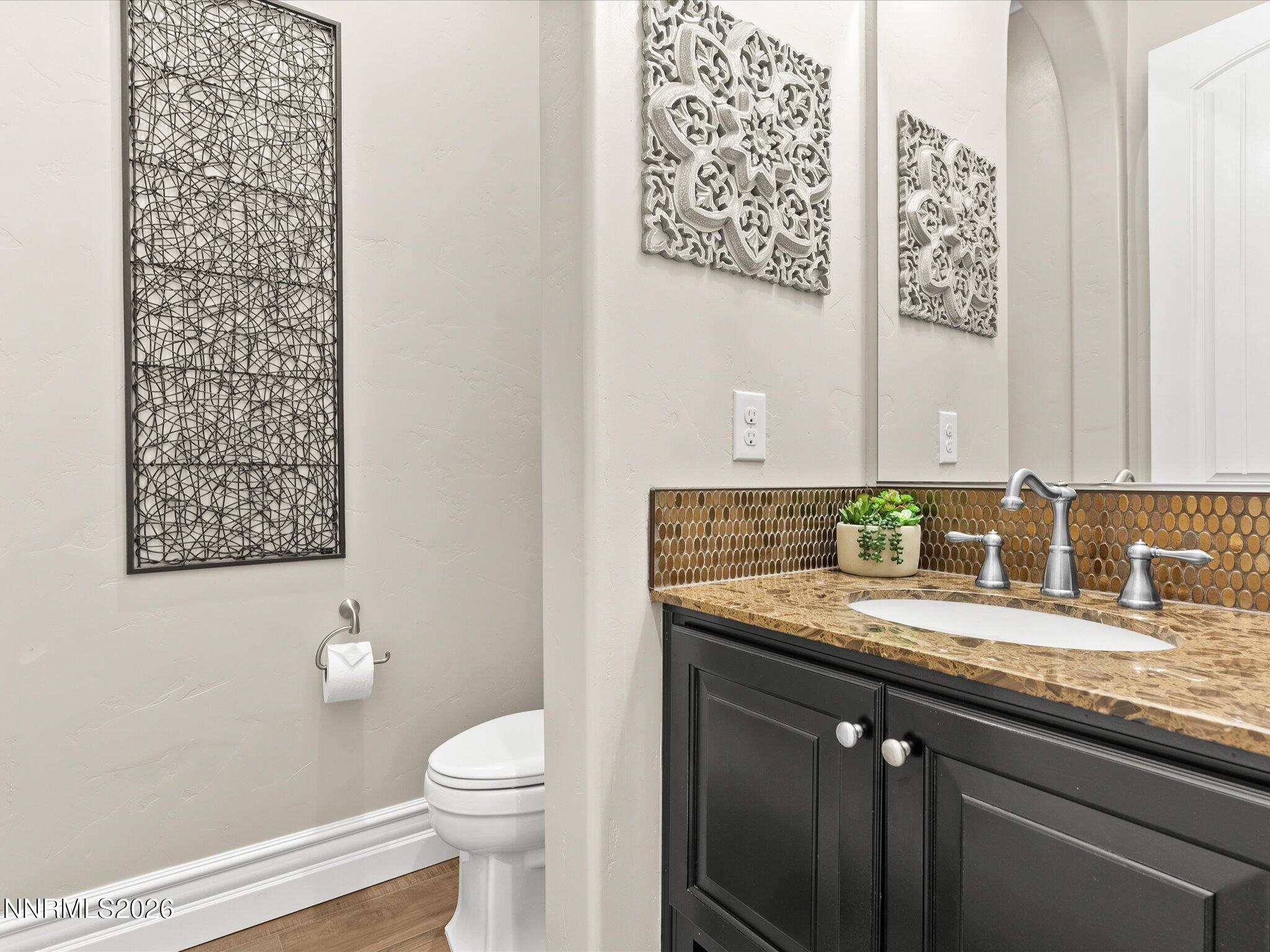 5444 Salmon River Court