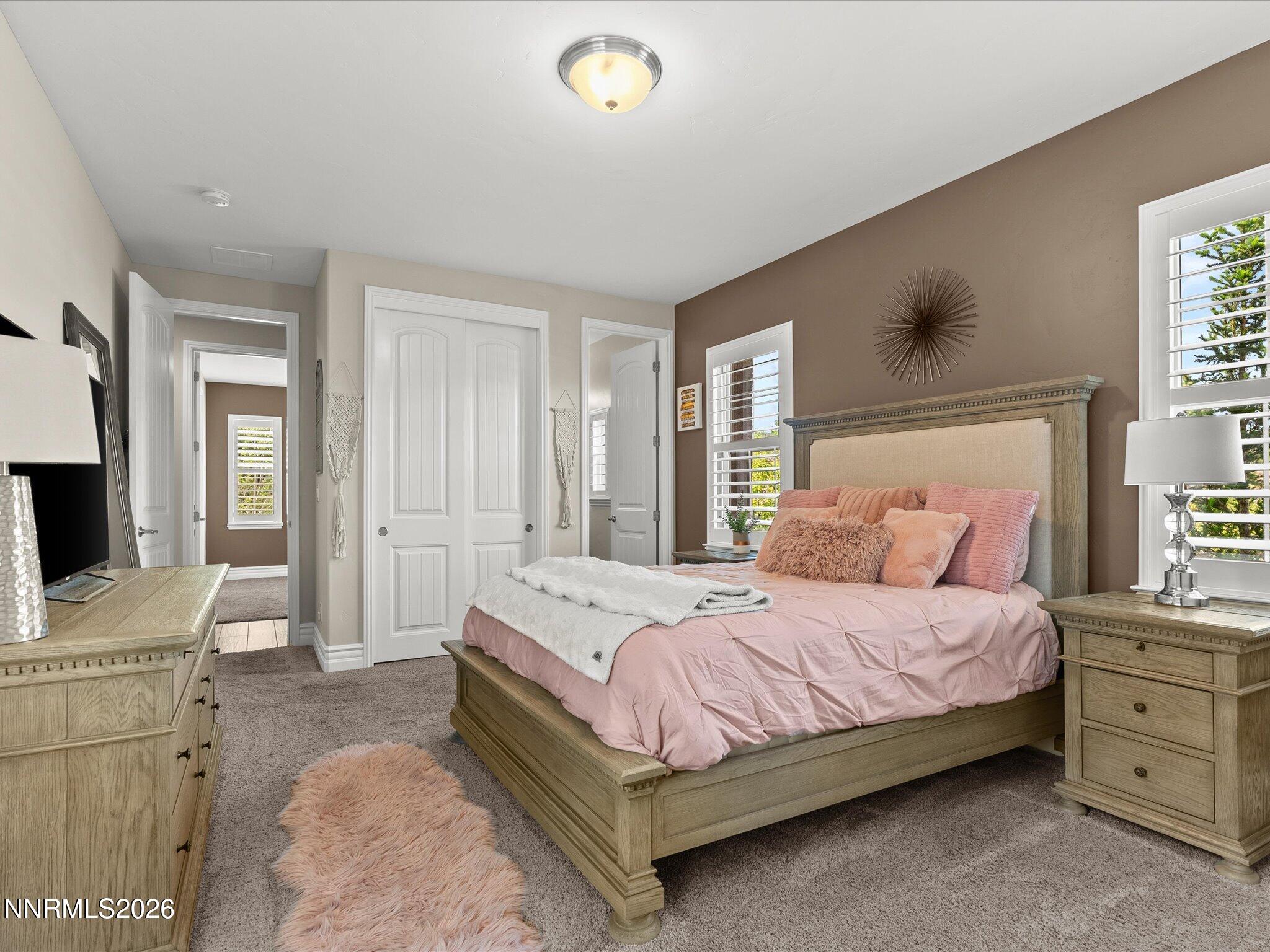 5444 Salmon River Court