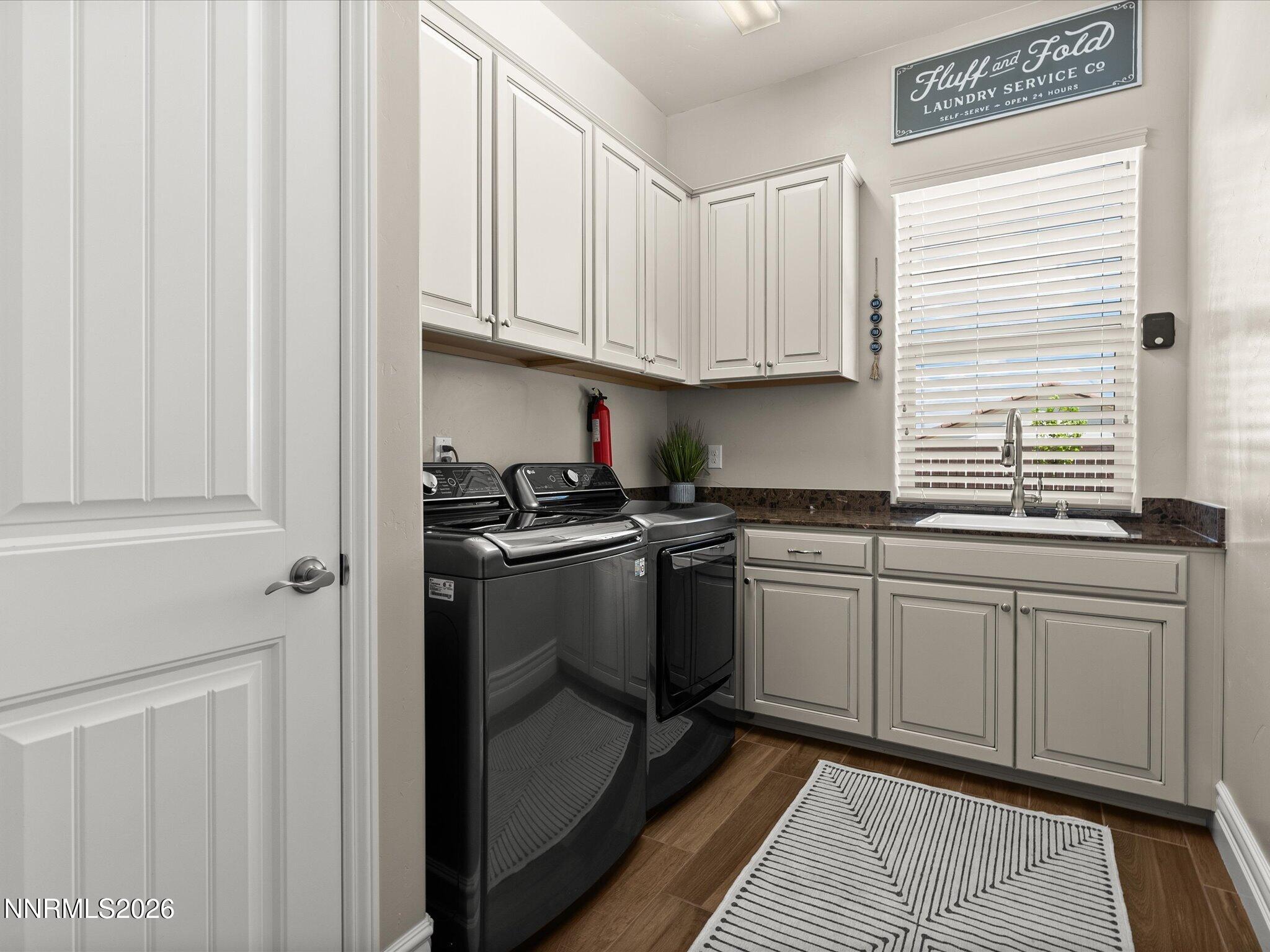 5444 Salmon River Court
