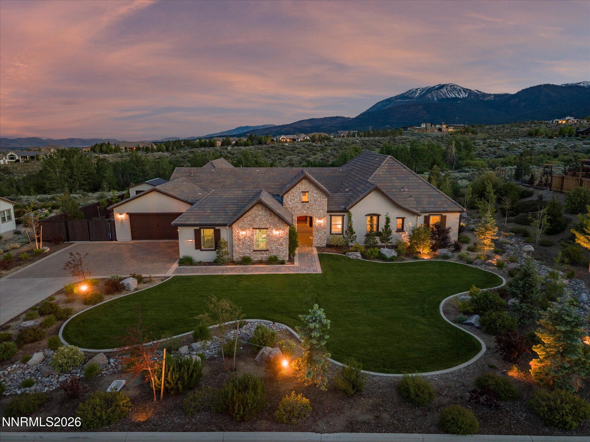 5444 Salmon River Court