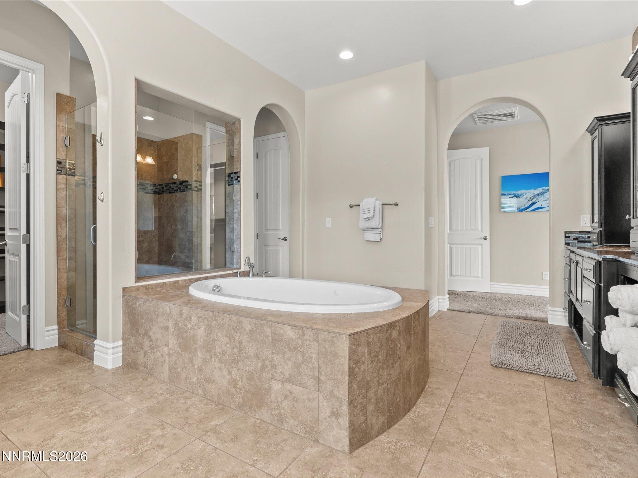 5444 Salmon River Court