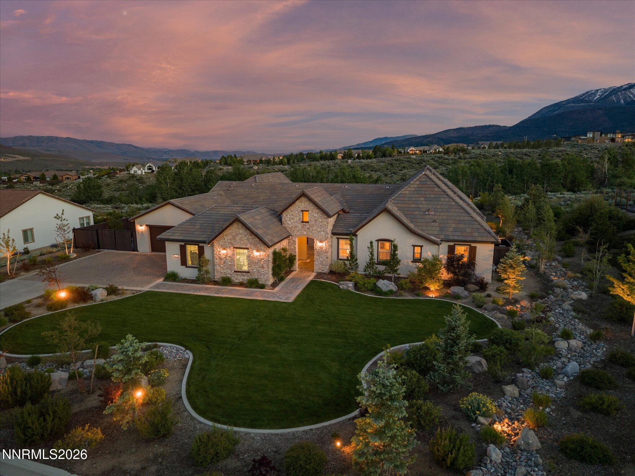 5444 Salmon River Court