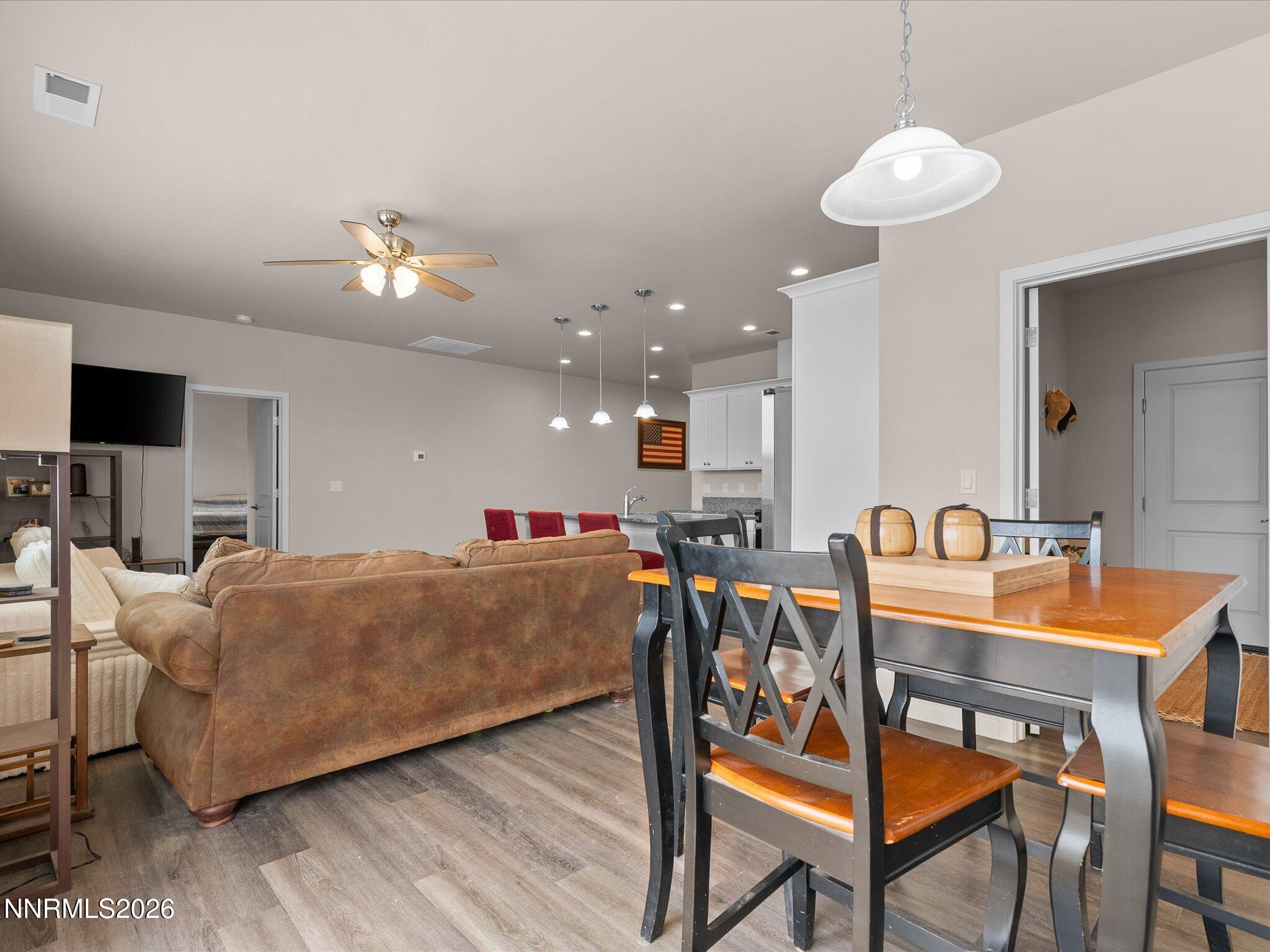 564 Country Hollow Drive