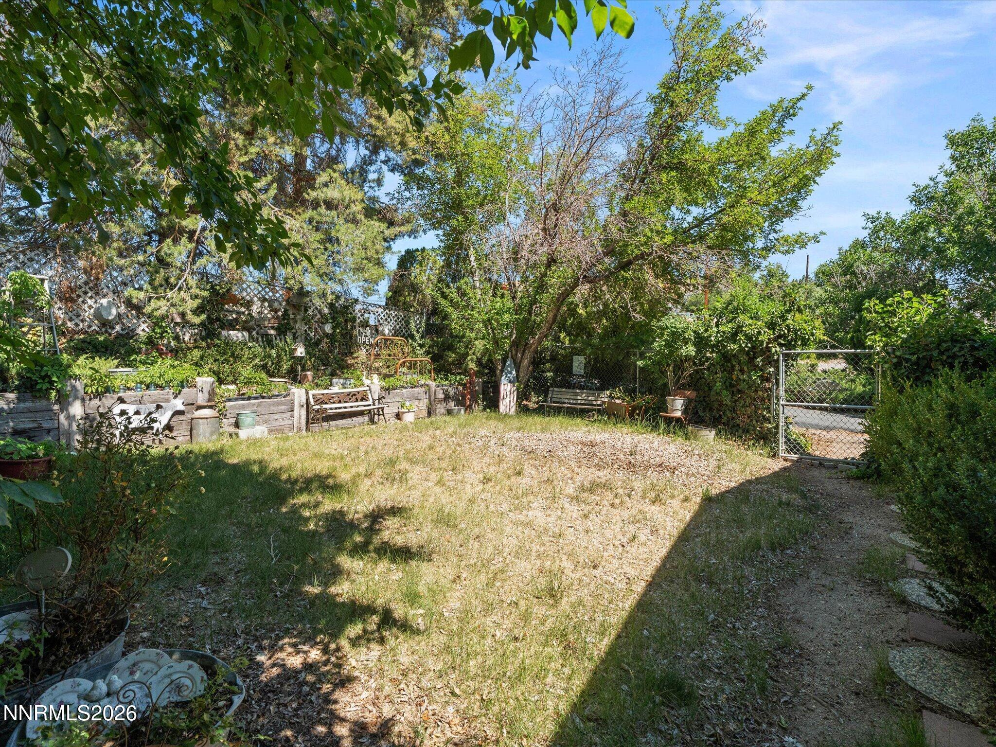 4692 W Leonesio Drive