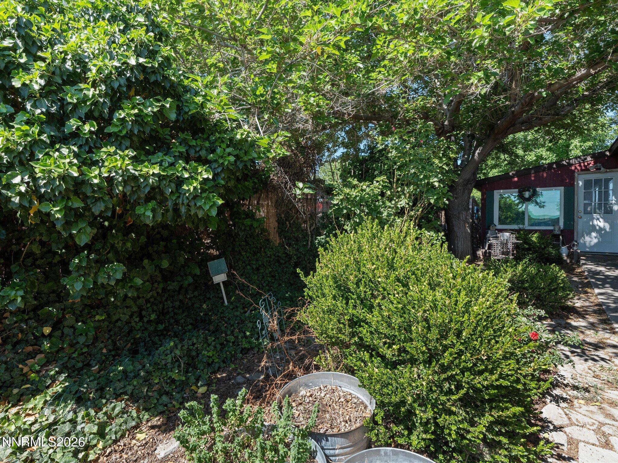 4692 W Leonesio Drive