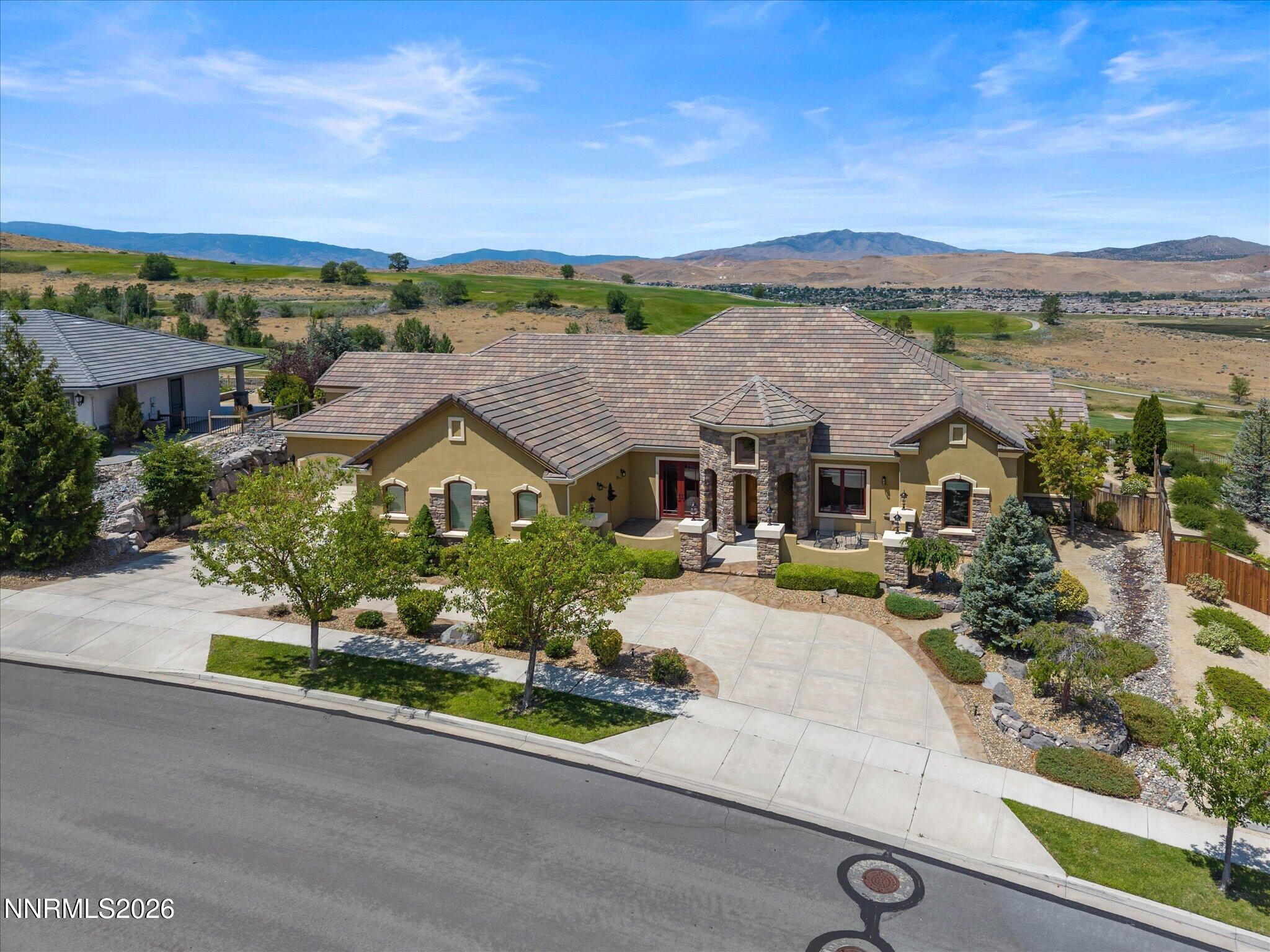 5885 Pala Mesa Drive