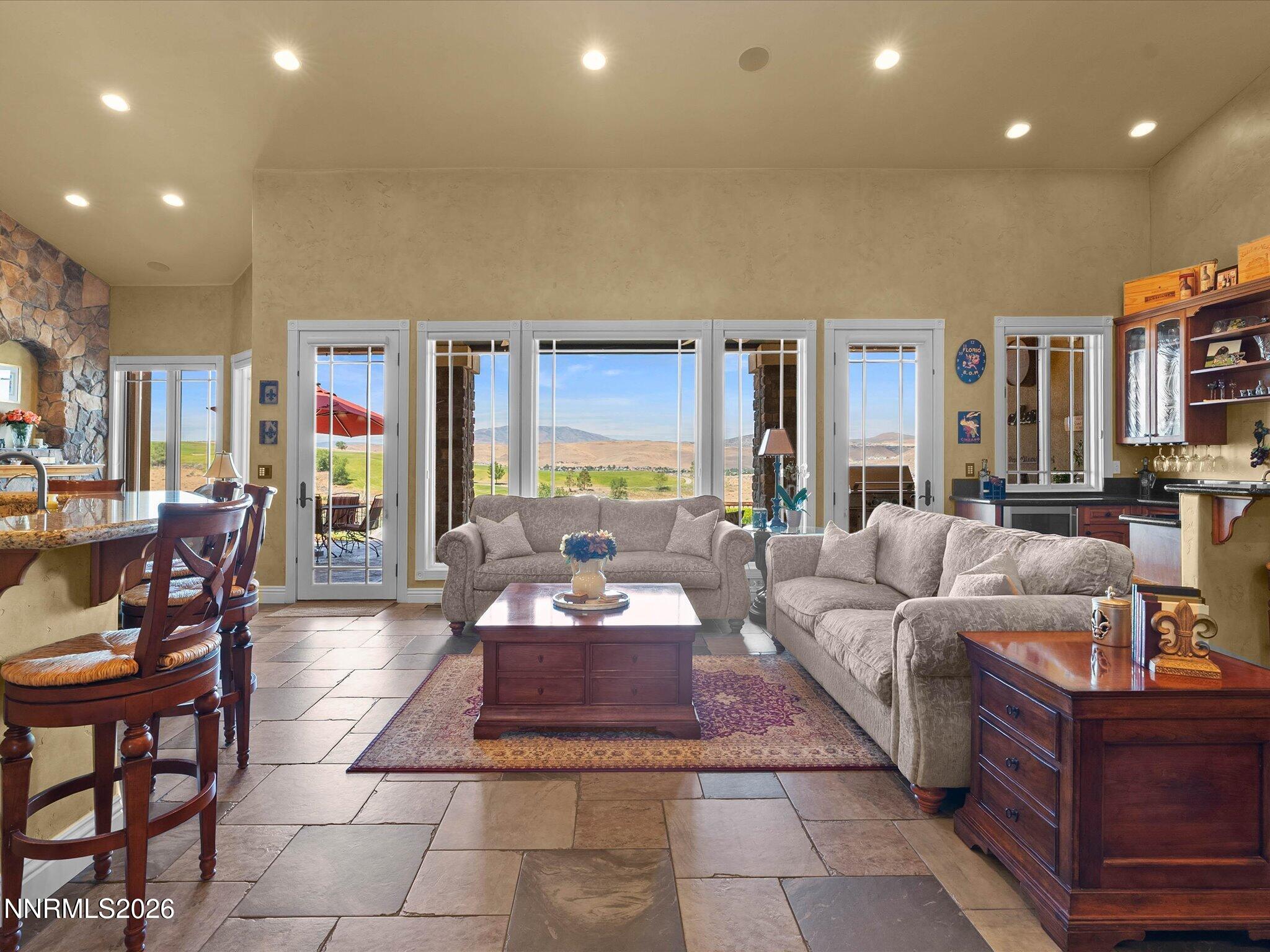 5885 Pala Mesa Drive