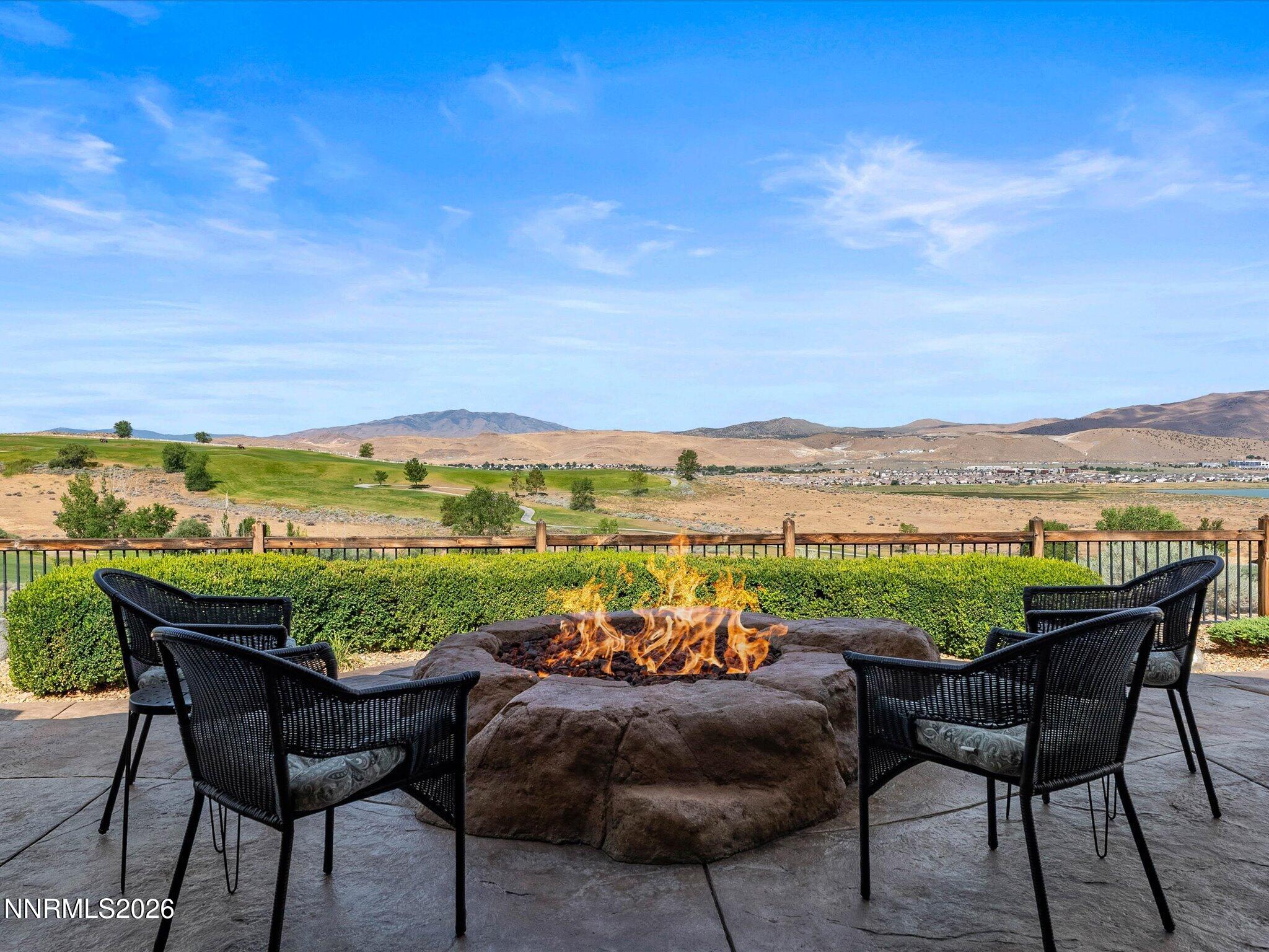 5885 Pala Mesa Drive