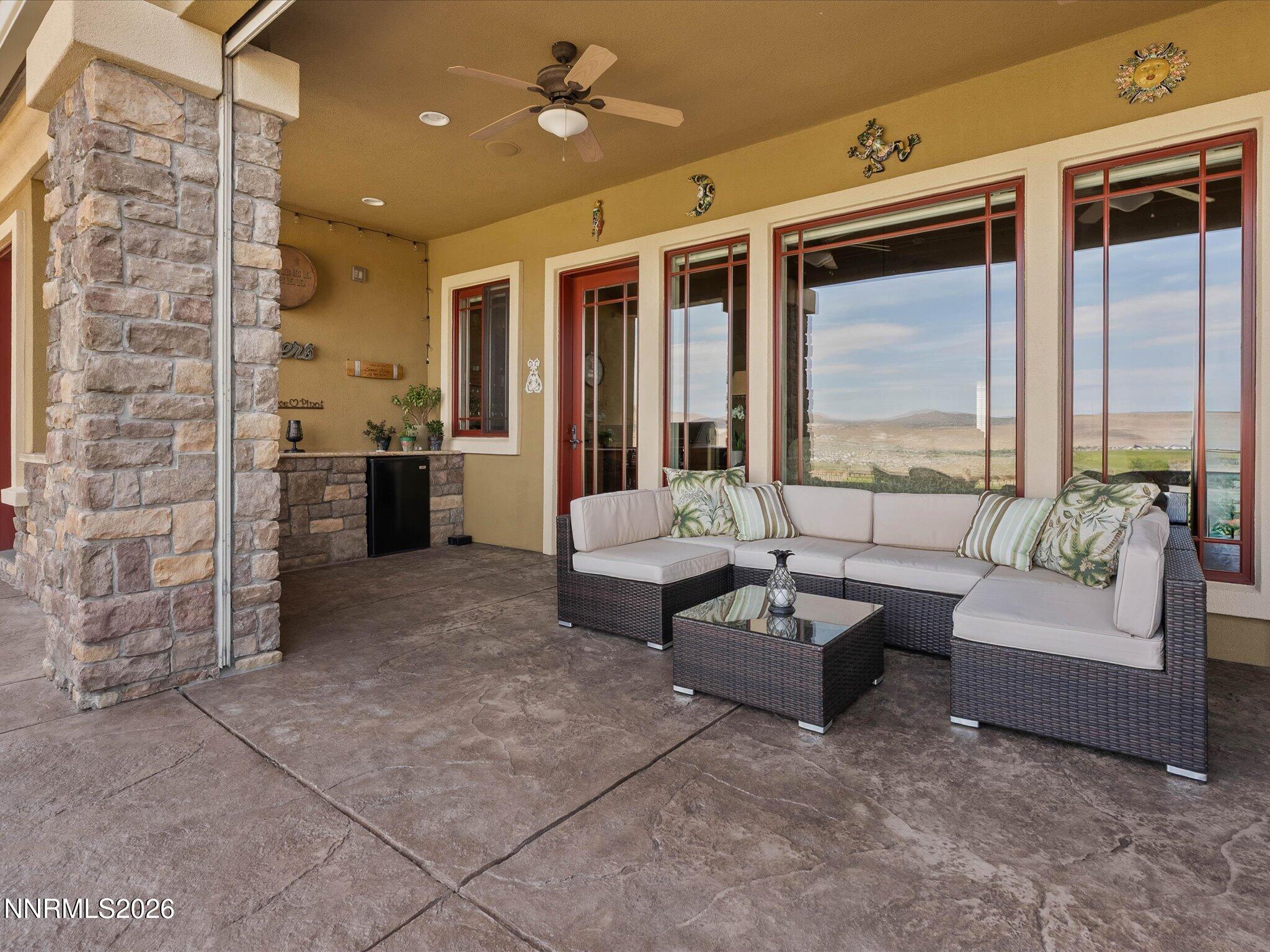 5885 Pala Mesa Drive