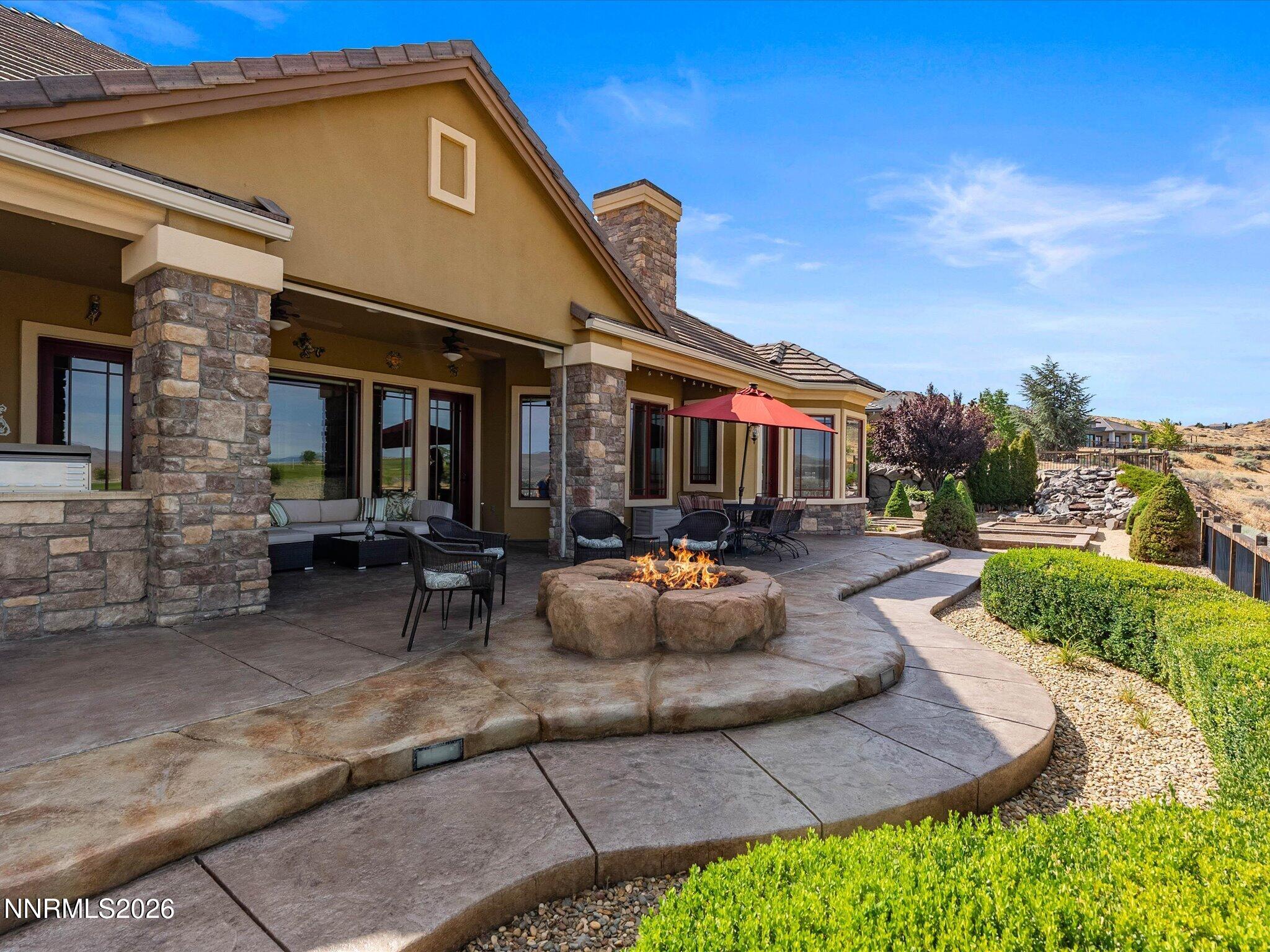 5885 Pala Mesa Drive