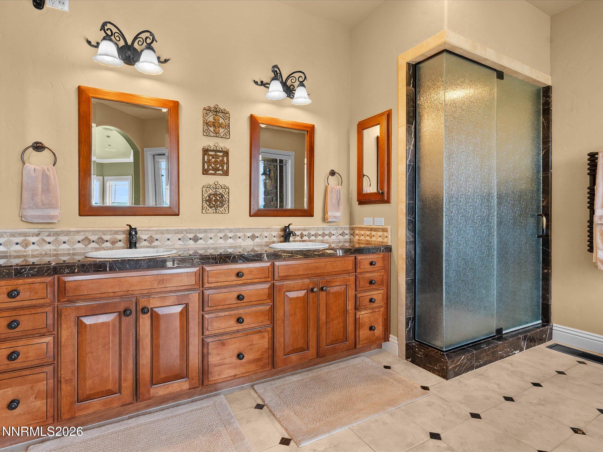 5885 Pala Mesa Drive