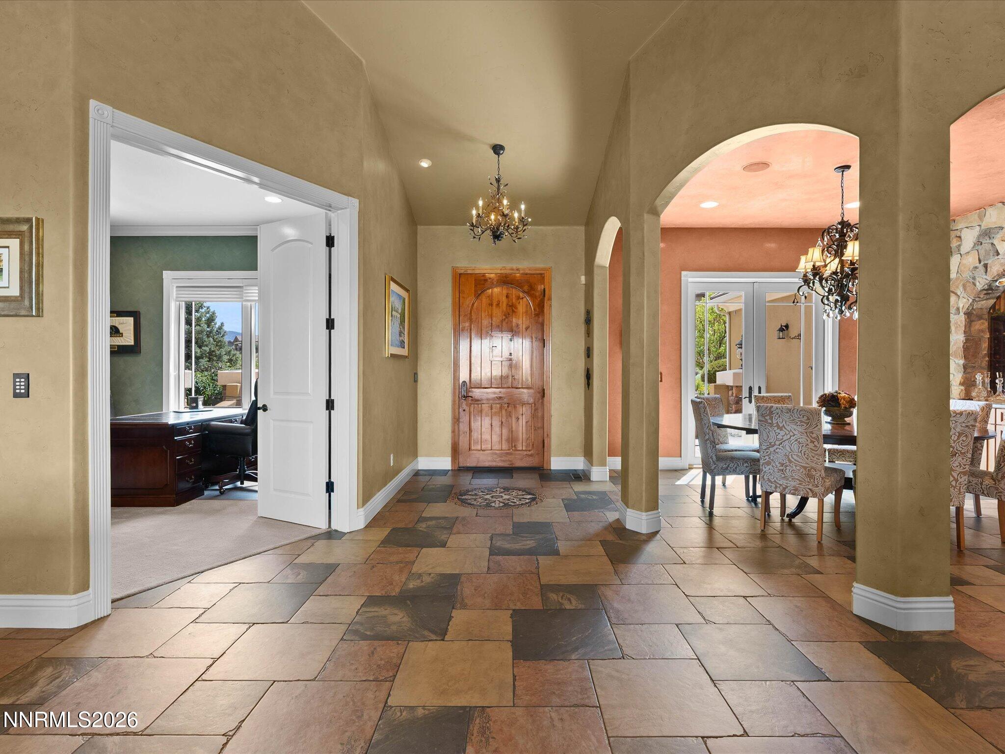 5885 Pala Mesa Drive