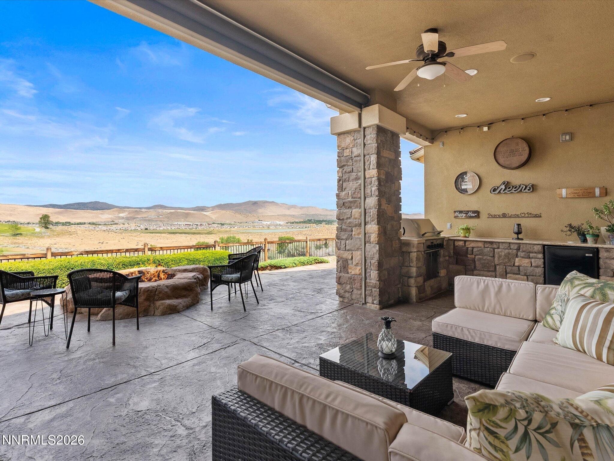 5885 Pala Mesa Drive