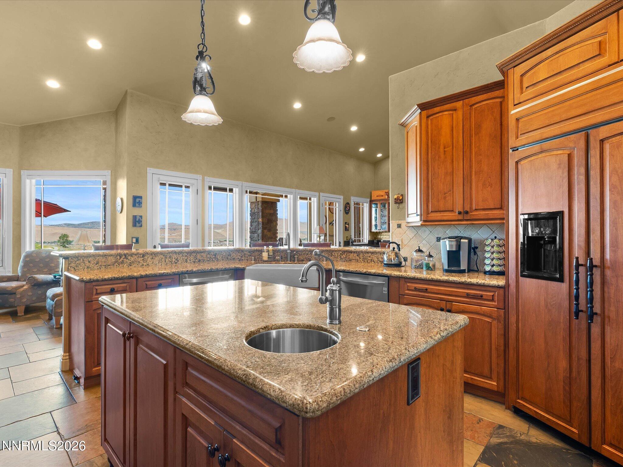 5885 Pala Mesa Drive