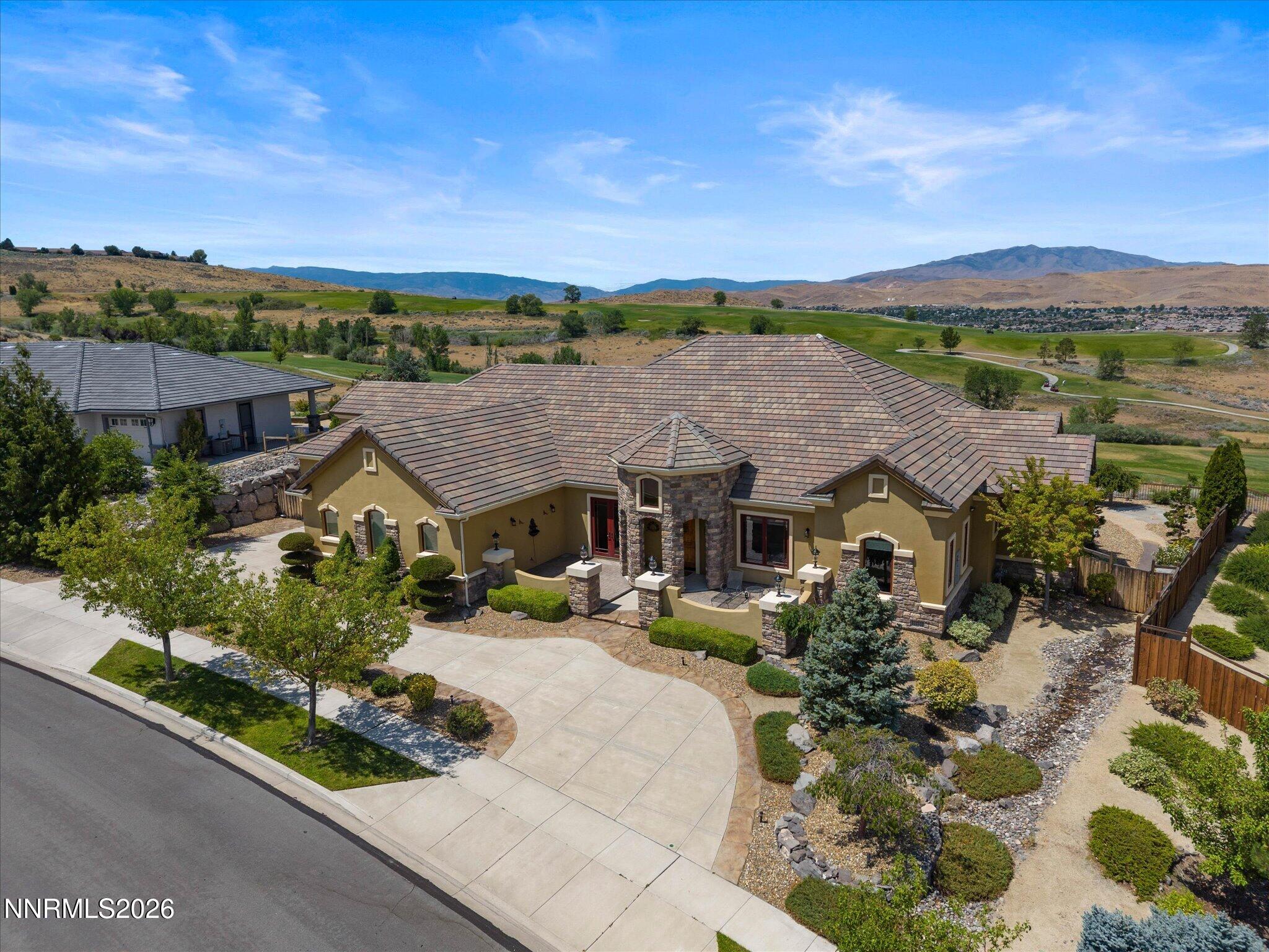 5885 Pala Mesa Drive