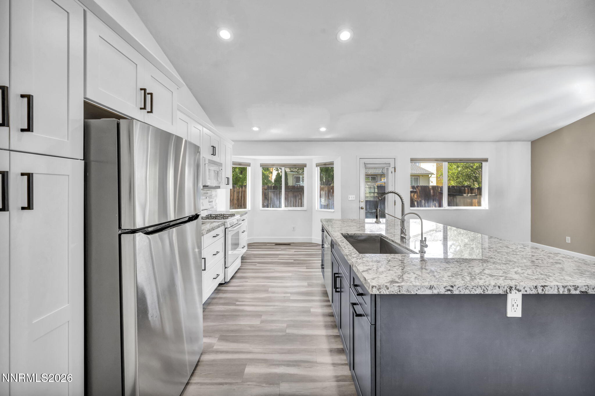 5125 Lorenzo Lane