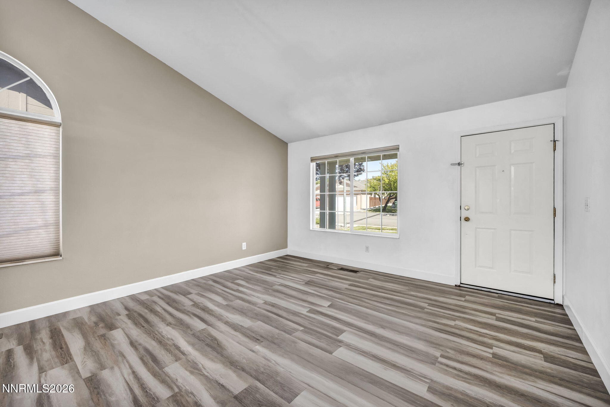5125 Lorenzo Lane