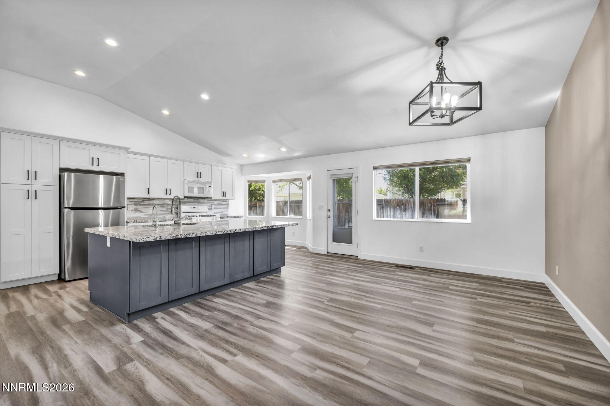 5125 Lorenzo Lane