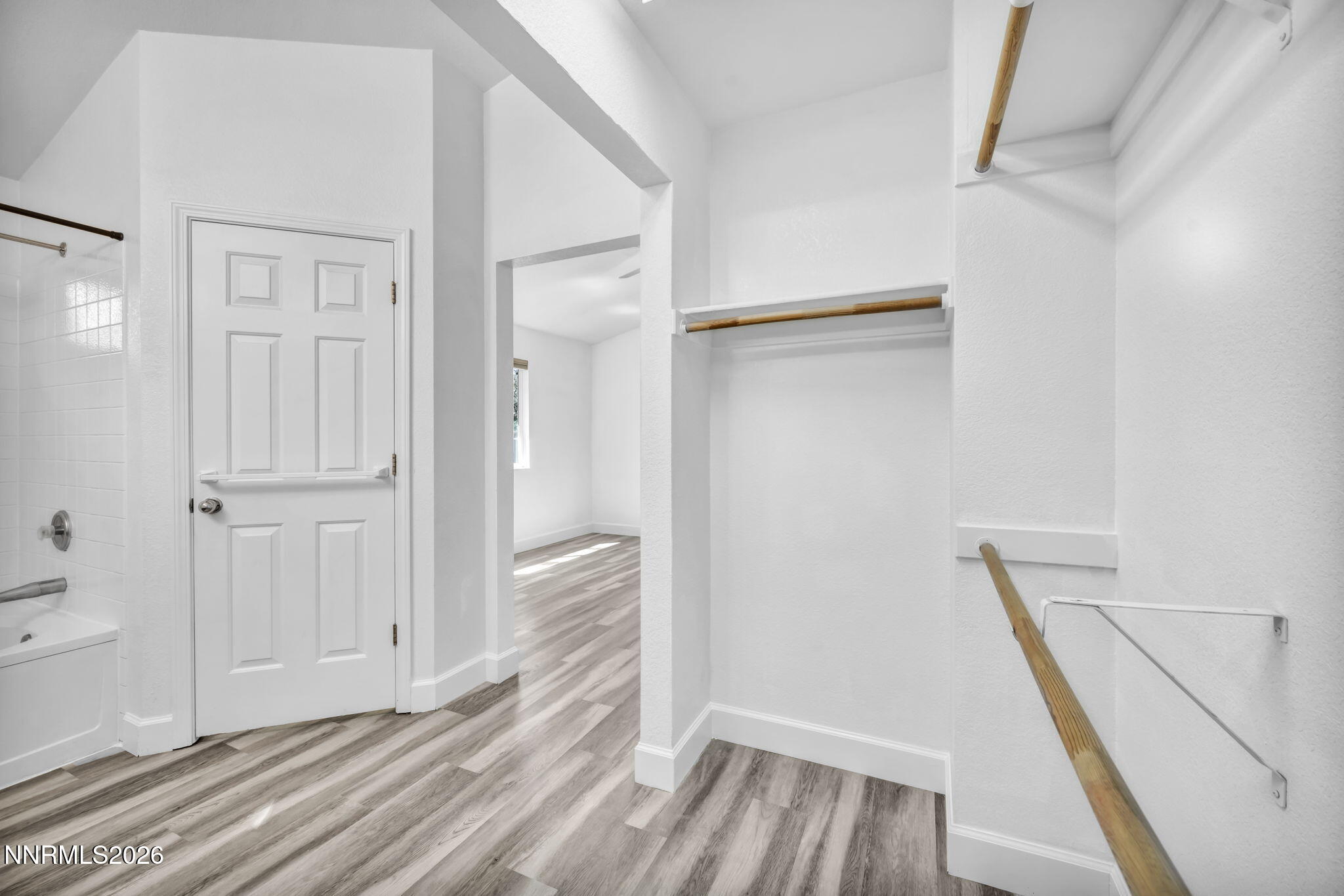 5125 Lorenzo Lane