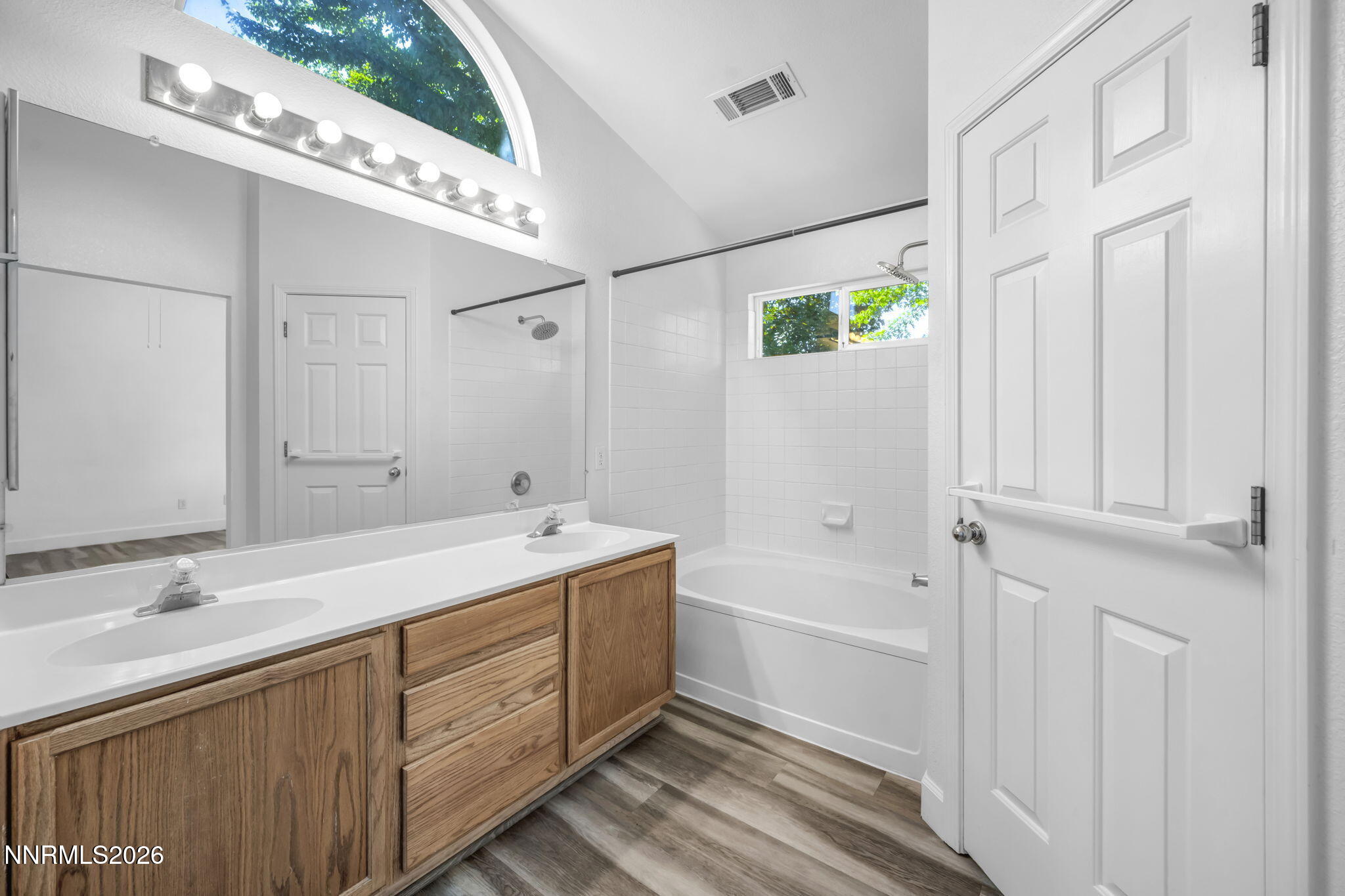 5125 Lorenzo Lane