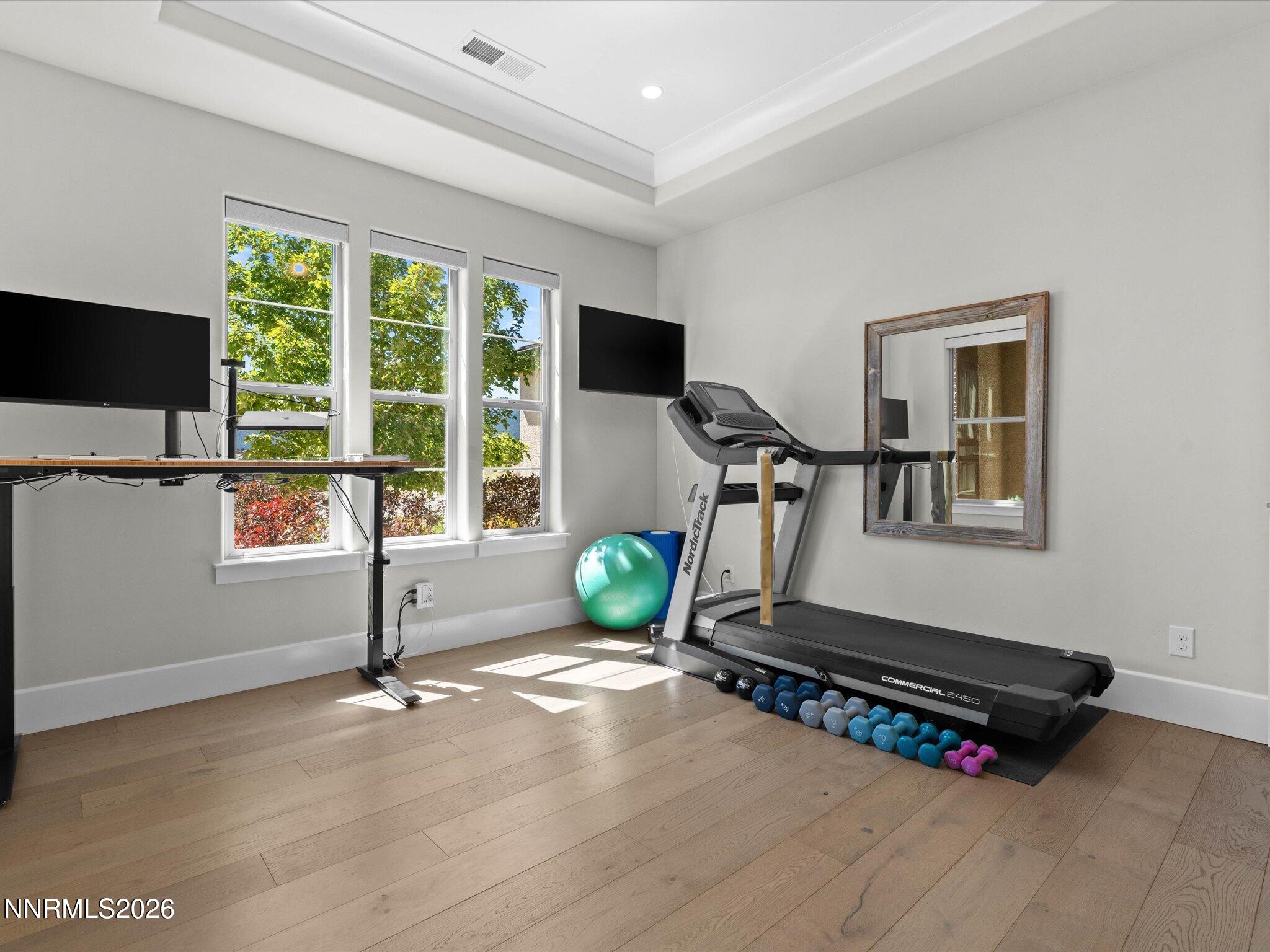 5451 Salmon River Court