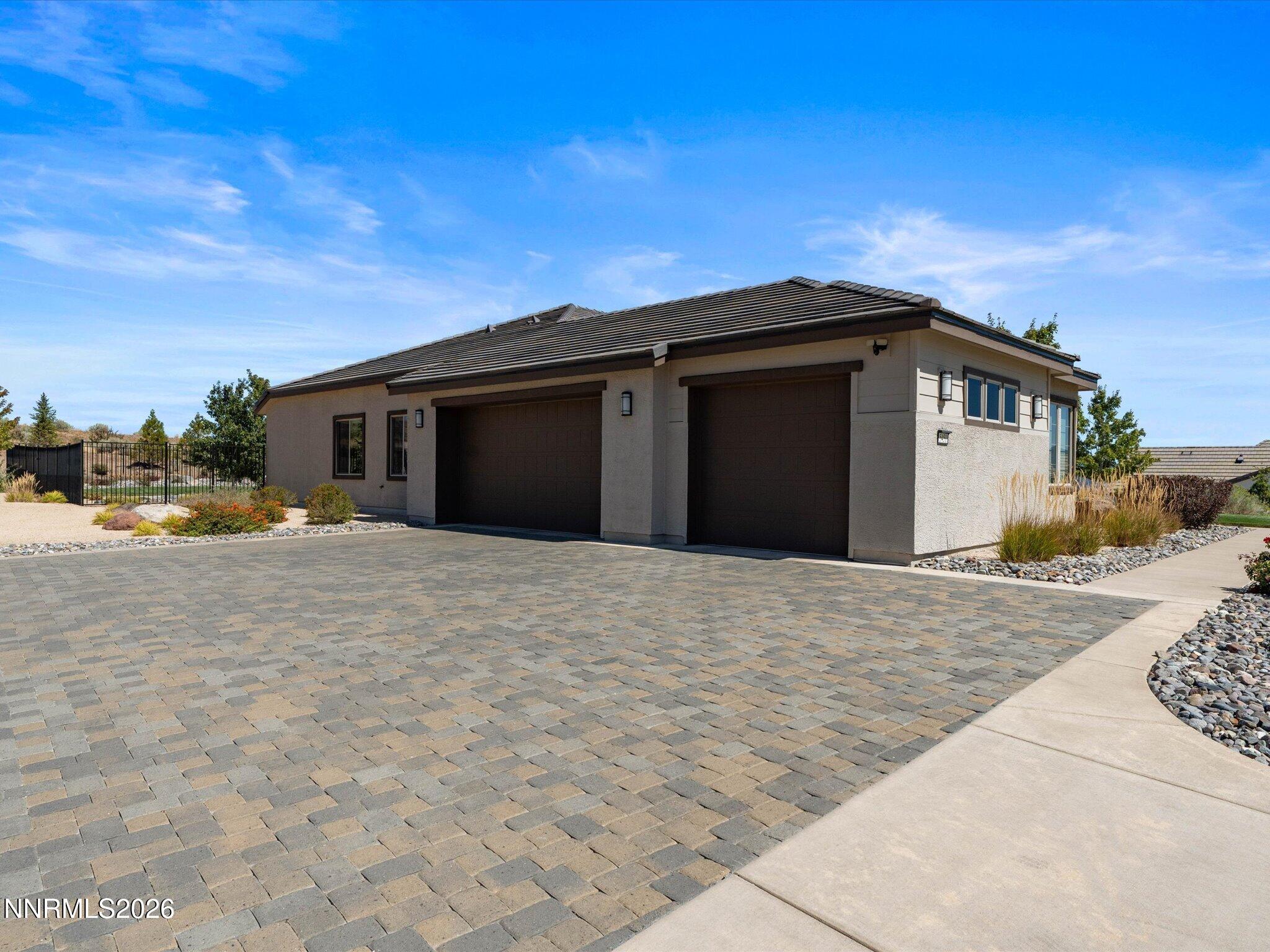 5451 Salmon River Court