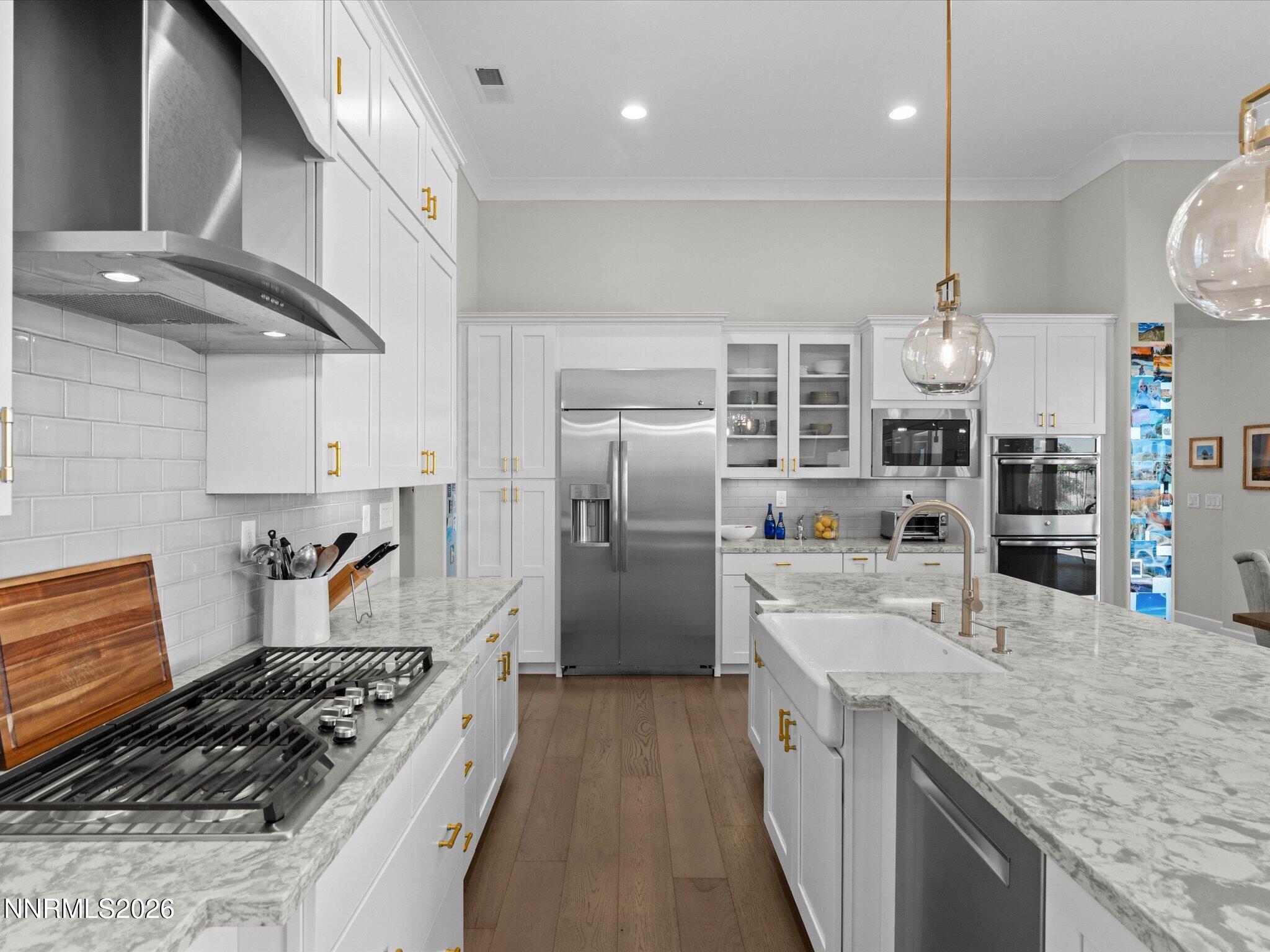 5451 Salmon River Court