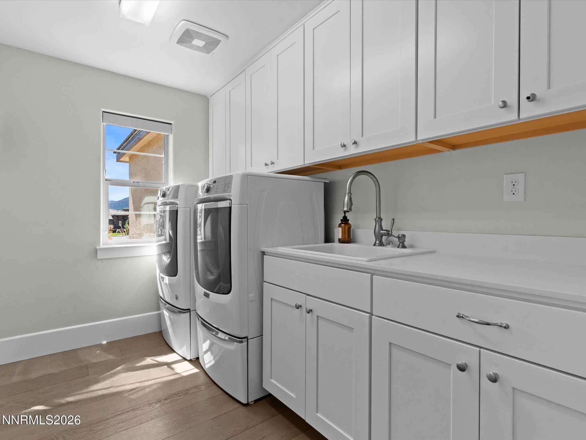 5451 Salmon River Court