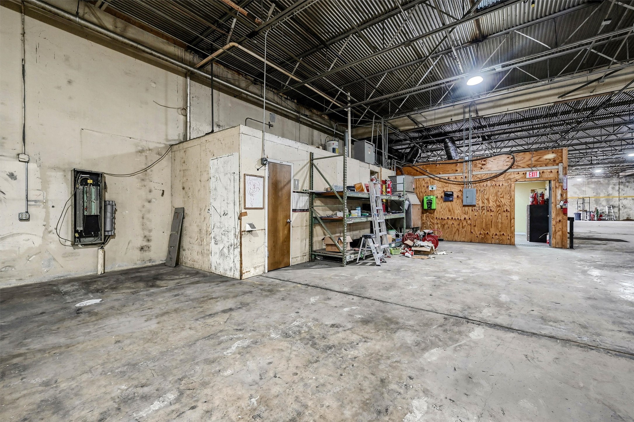 1411 Southland Drive