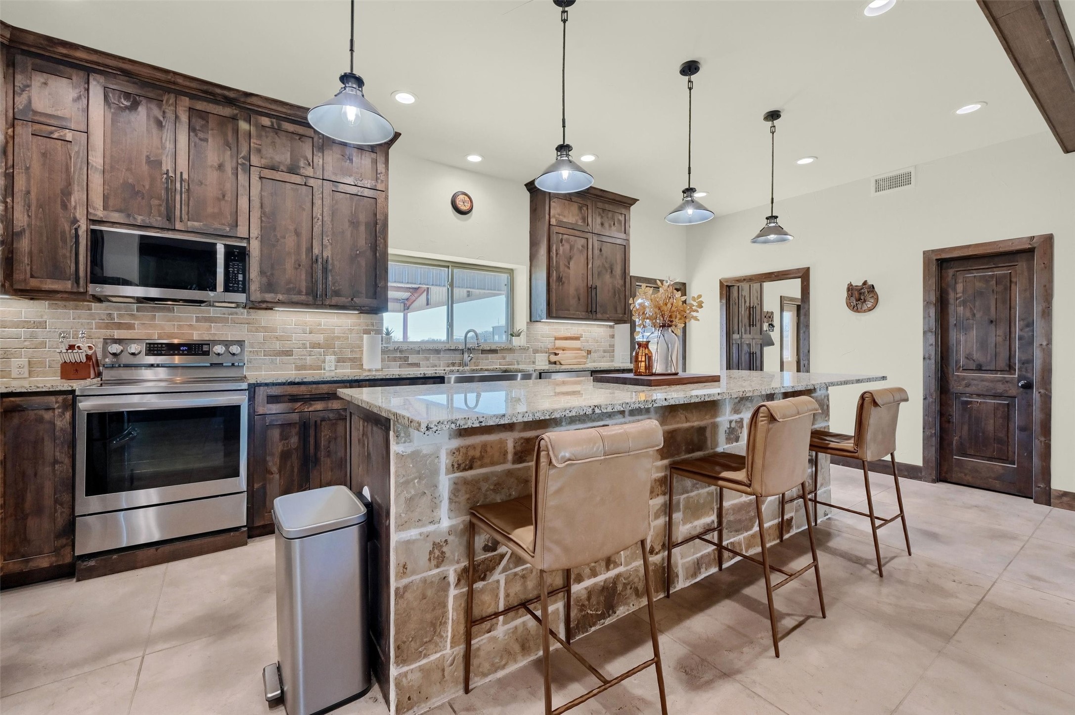 2824 County Road 107