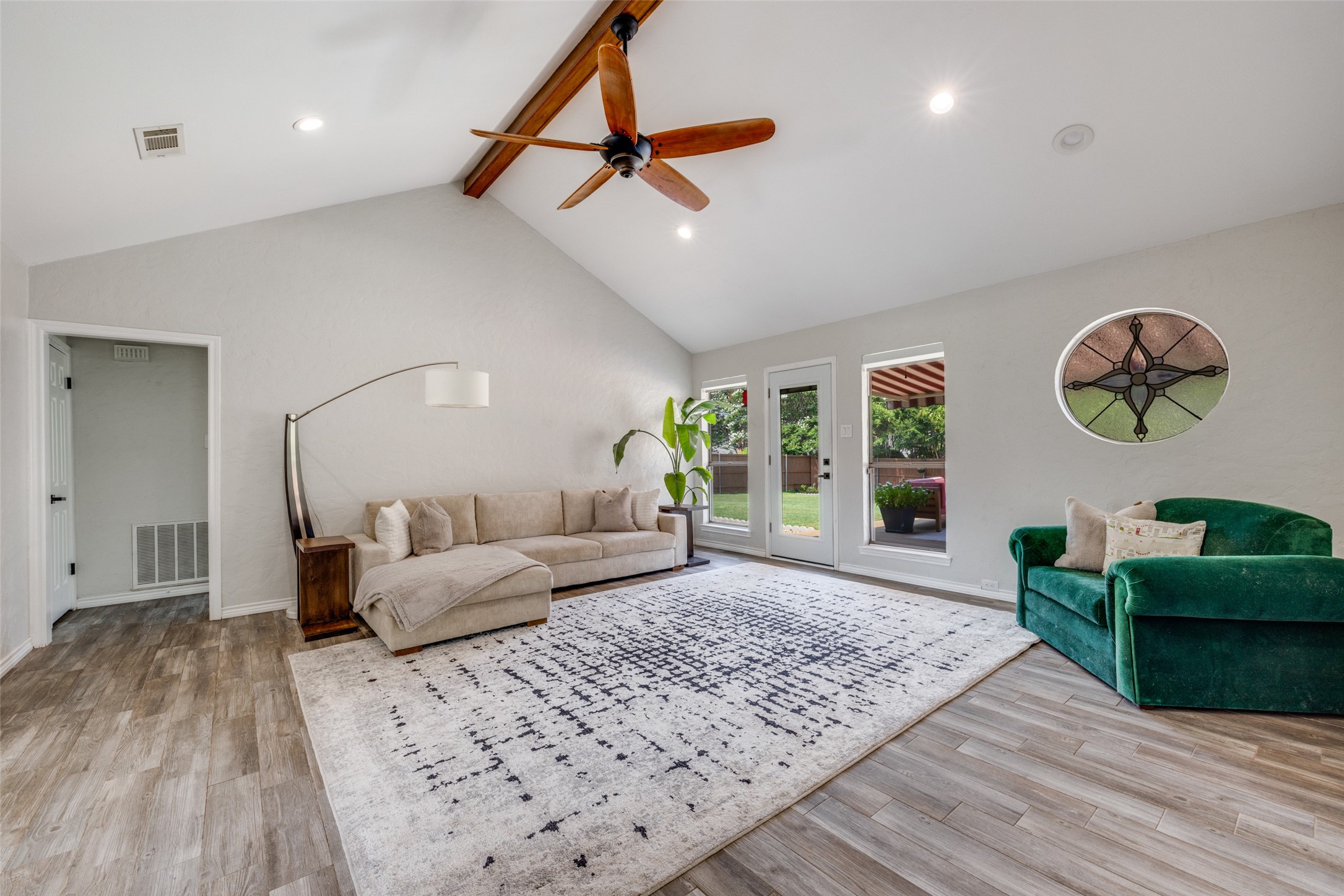 2509 W Biscayne Drive