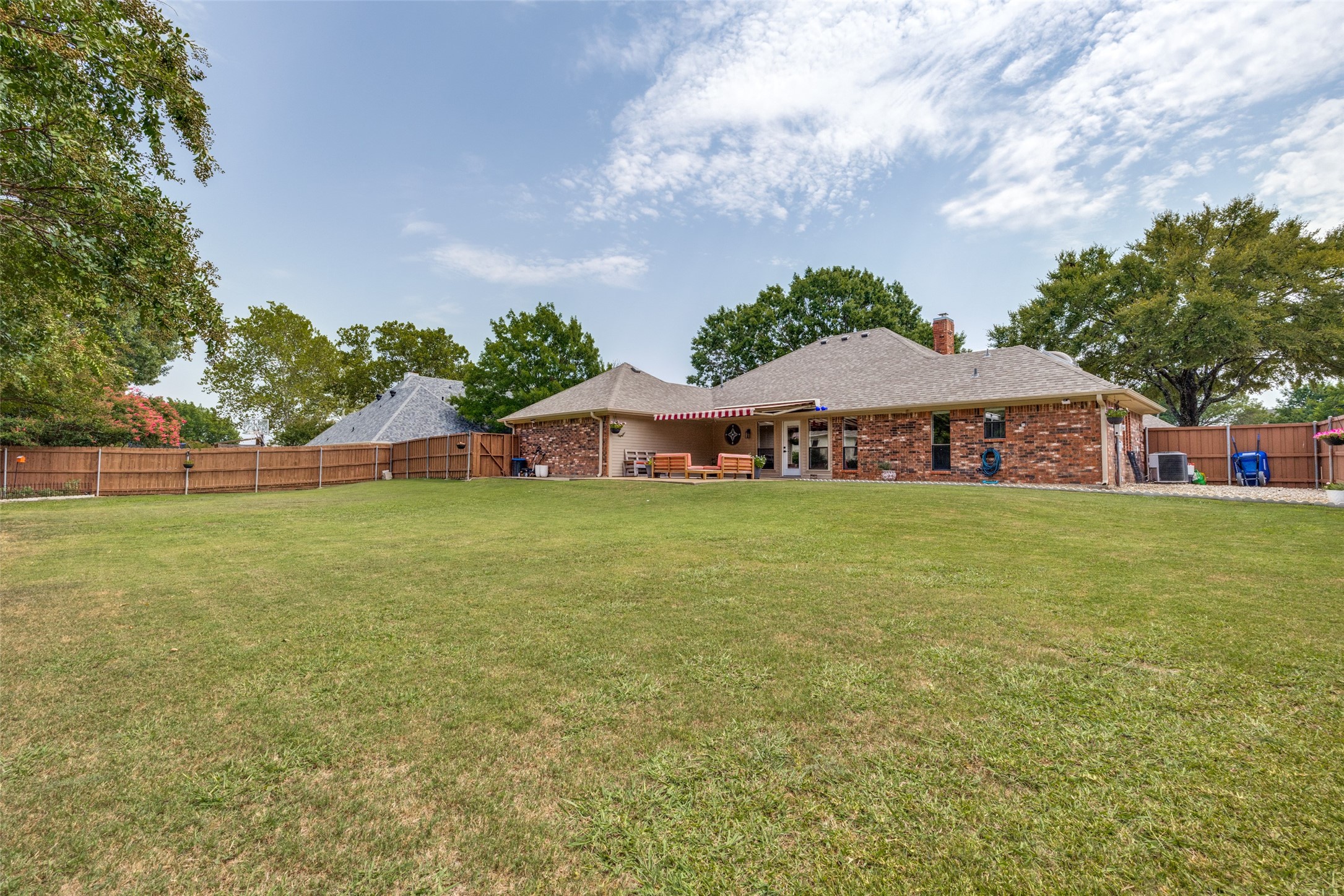 2509 W Biscayne Drive