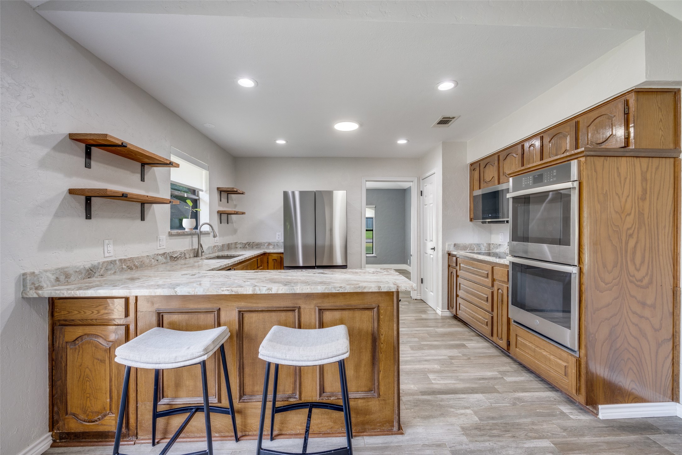 2509 W Biscayne Drive