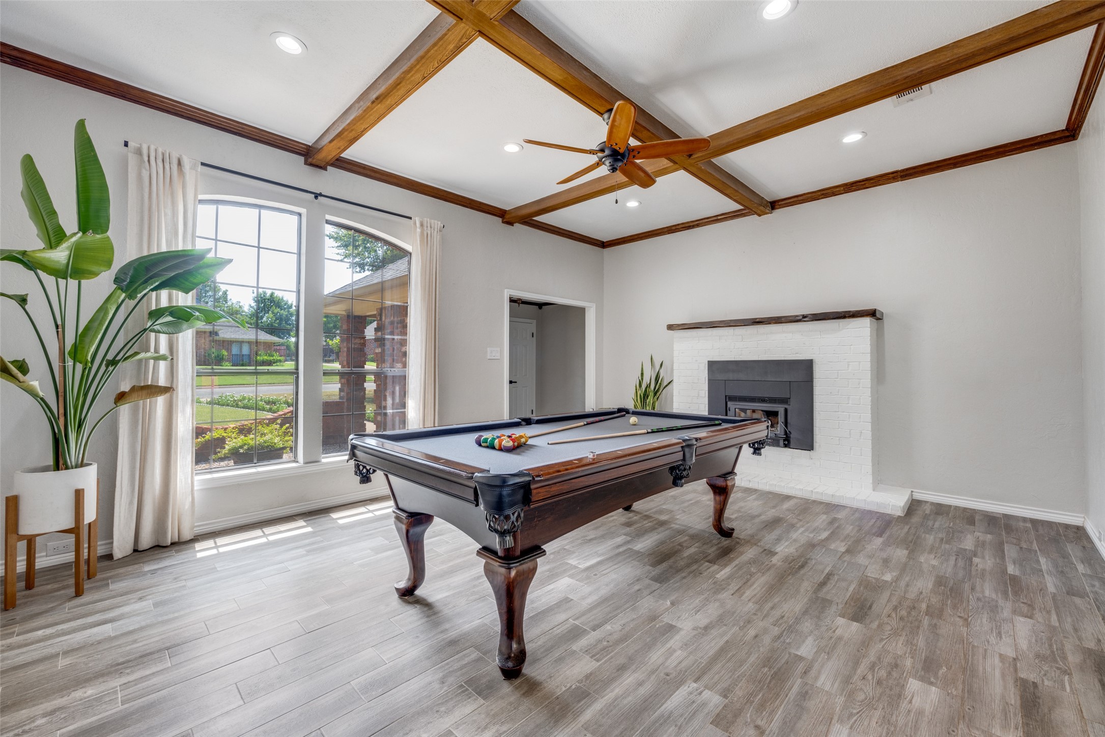 2509 W Biscayne Drive