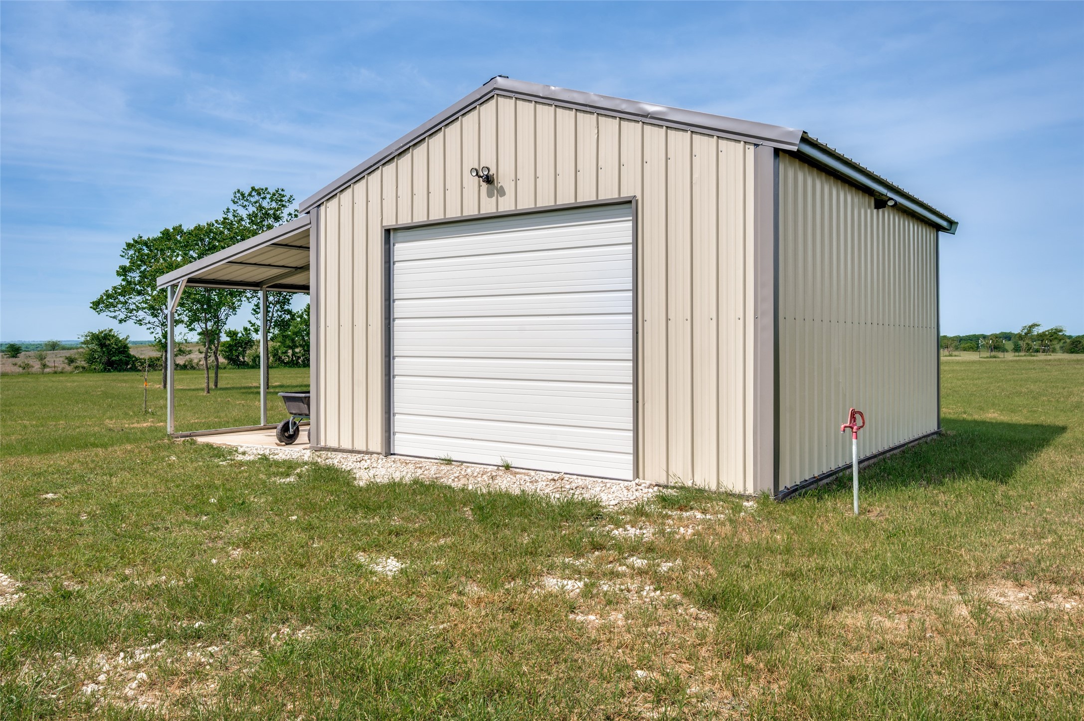 360 Private Road 4000